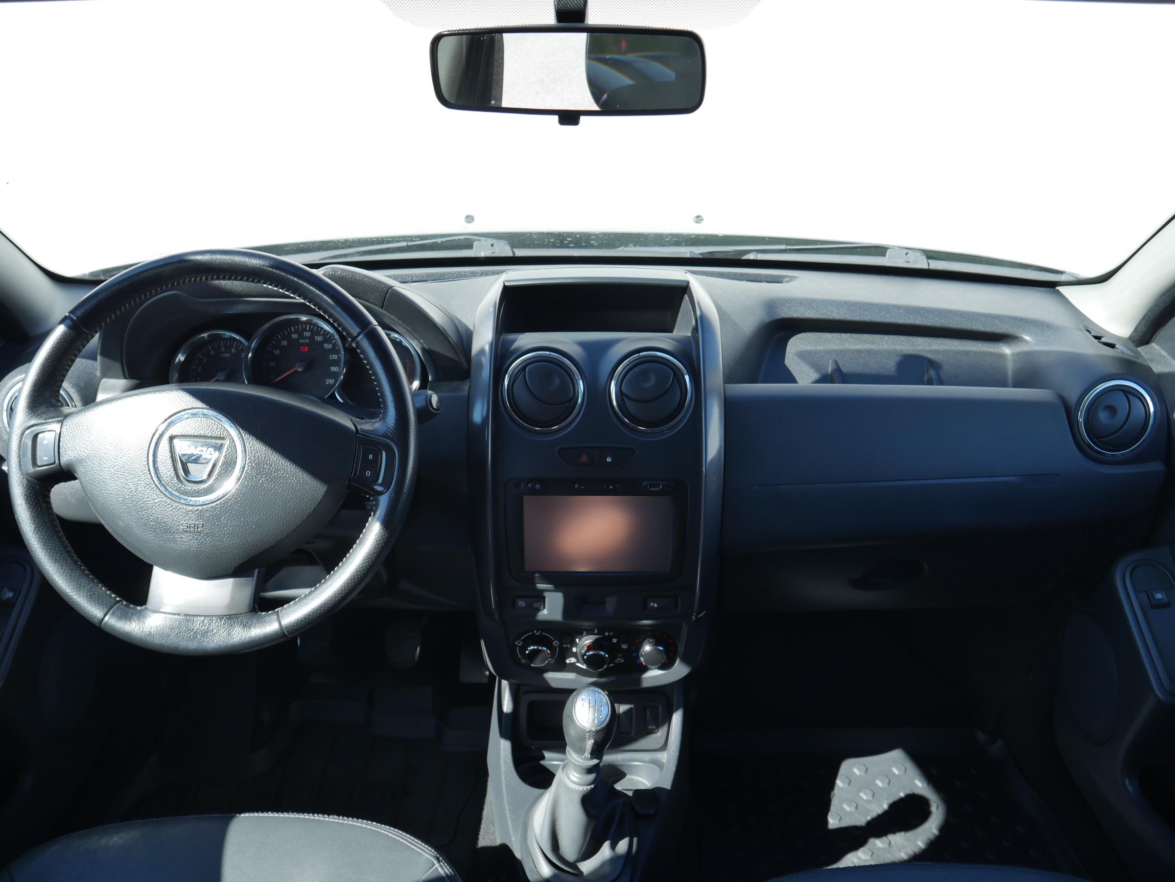 Dacia Duster, 2015 - pohled č. 8