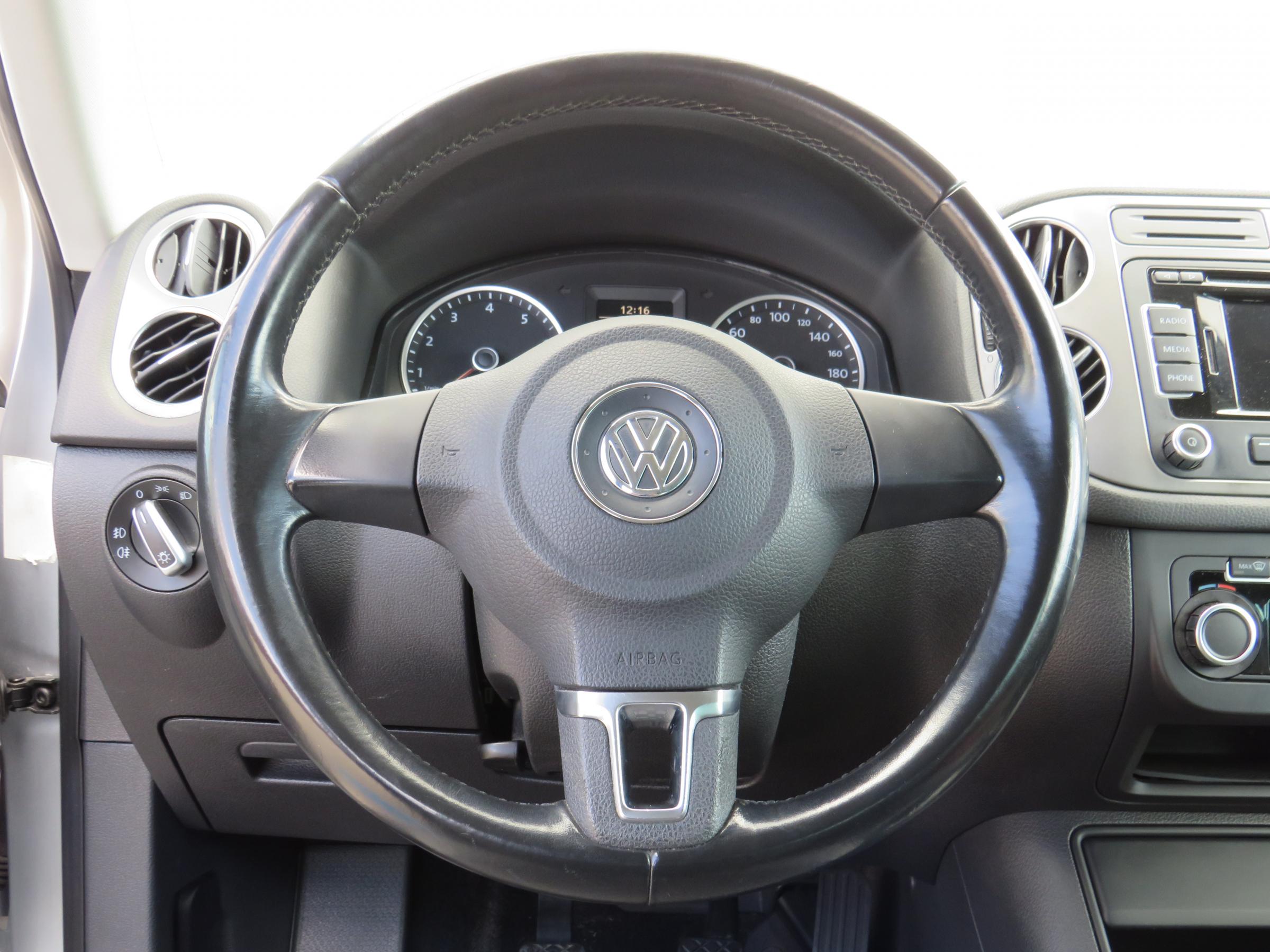 Volkswagen Tiguan, 2010 - pohled č. 16