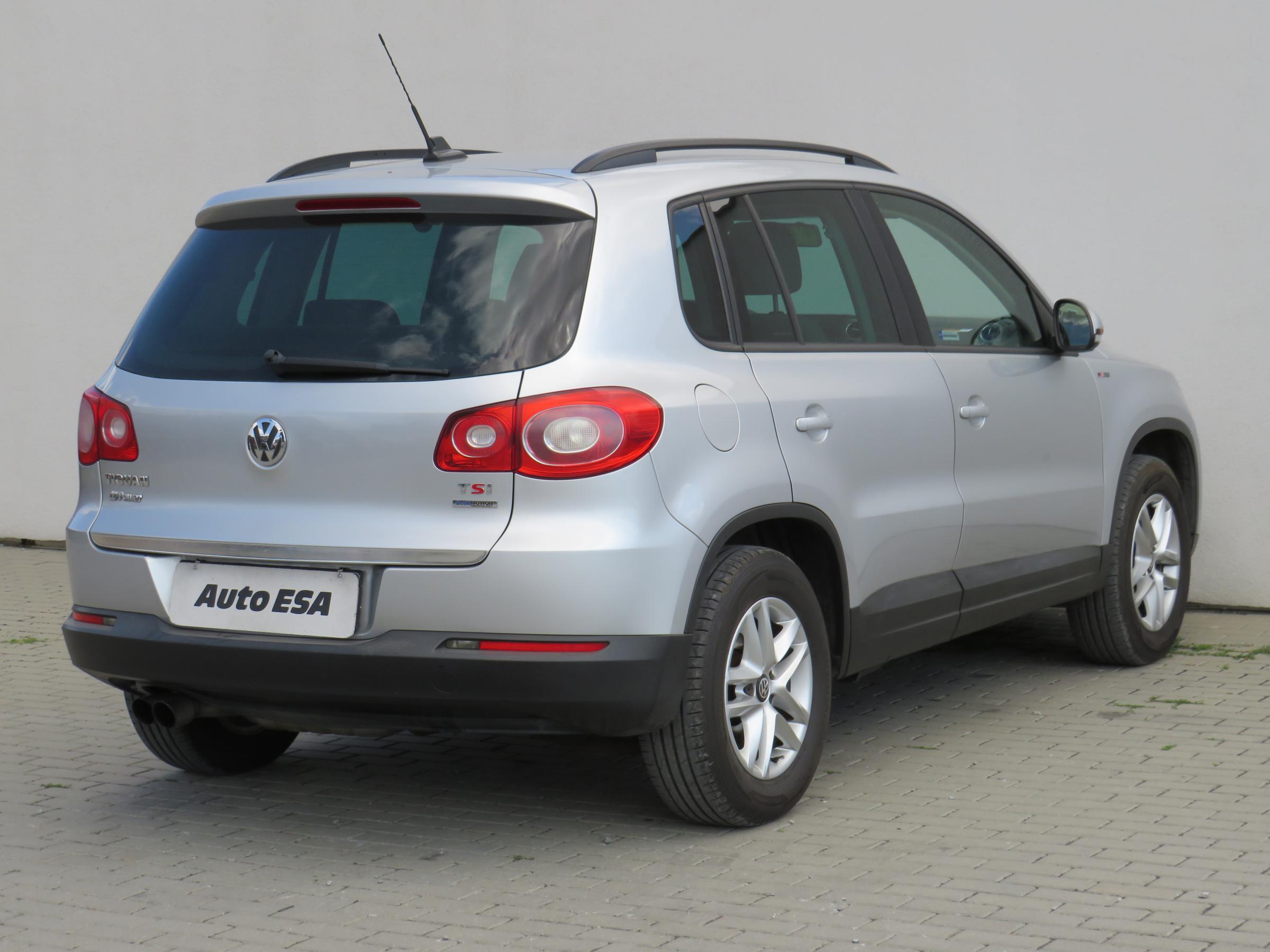 Volkswagen Tiguan, 2010 - pohled č. 4