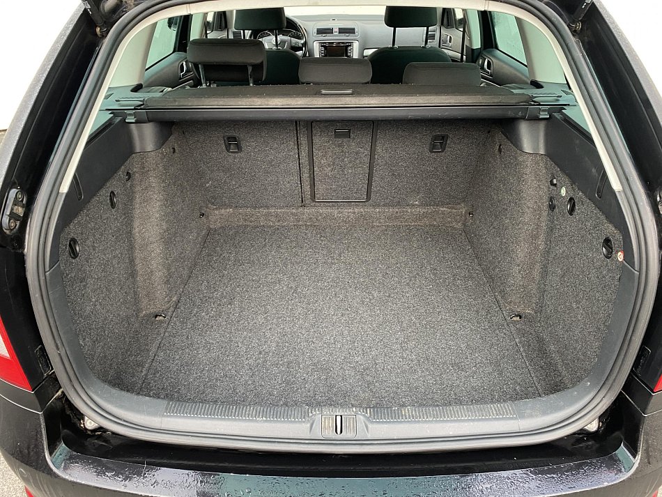 Škoda Octavia II 1.6 TDi Ambiente