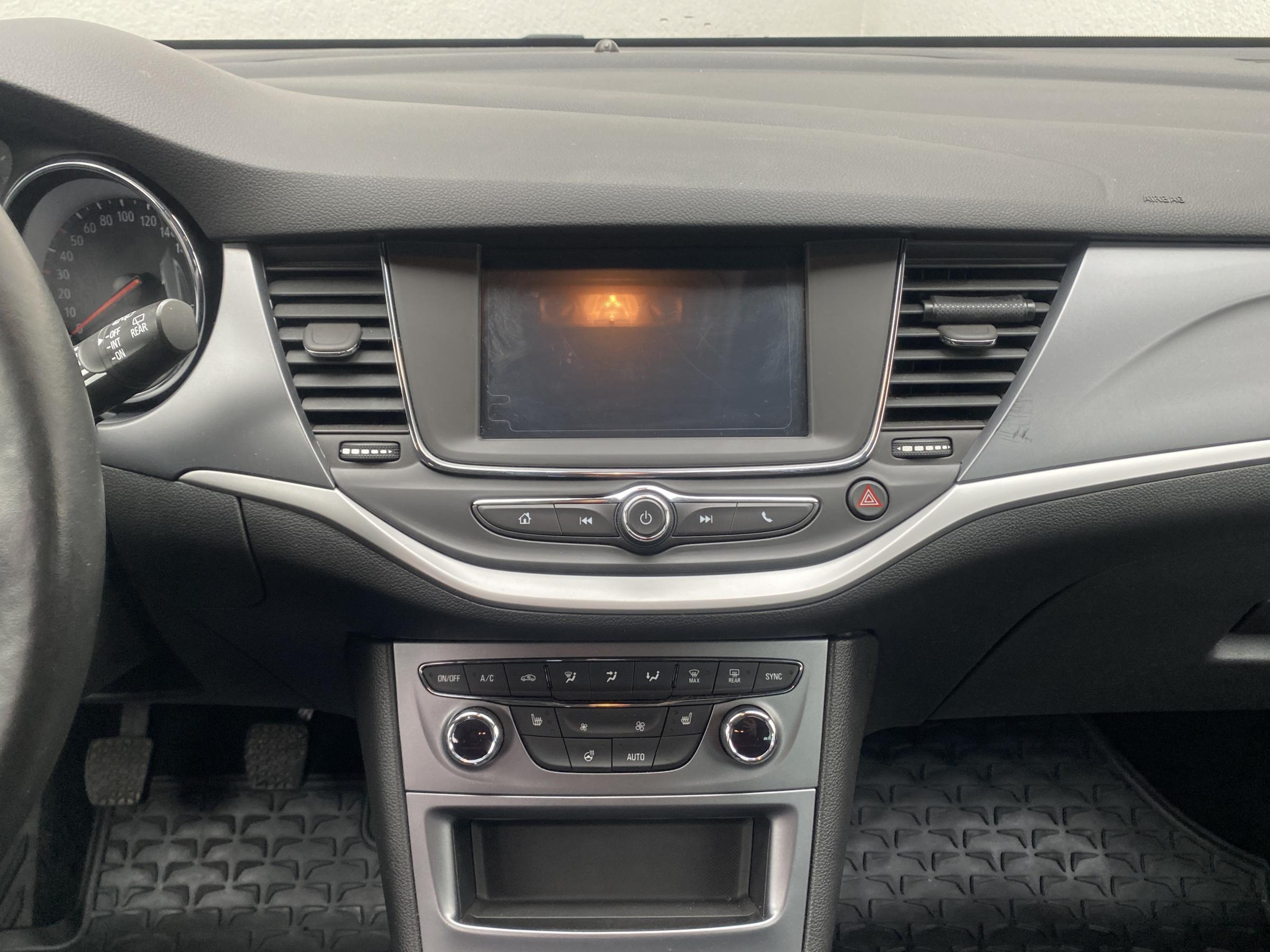 Opel Astra, 2019 - pohled č. 12