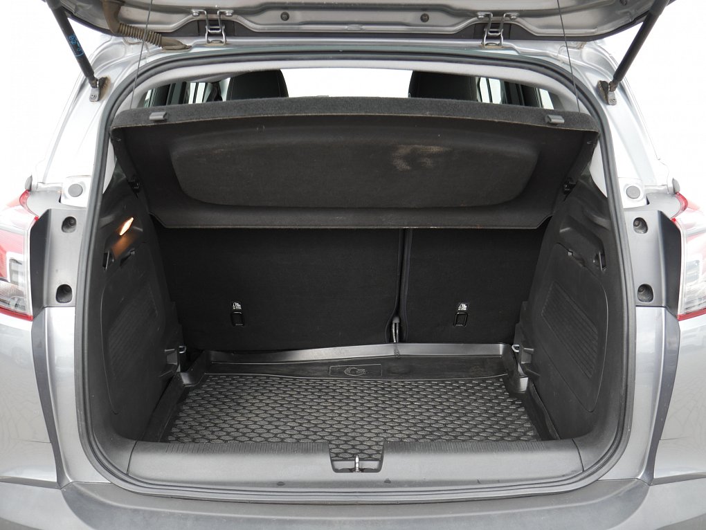 Opel Crossland X 1.2 i 