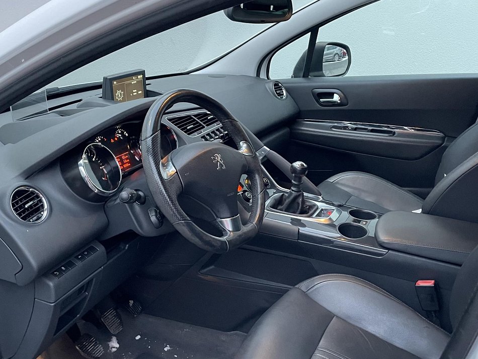 Peugeot 3008 1.2PT Allure