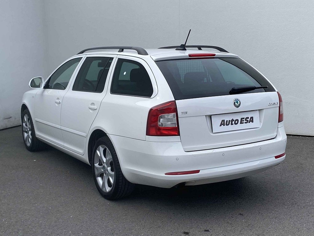 Škoda Octavia II 2.0 TDi Family