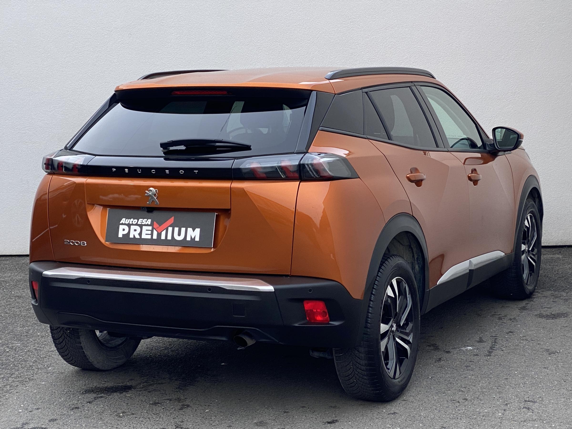 Peugeot 2008, 2021 - pohled č. 4