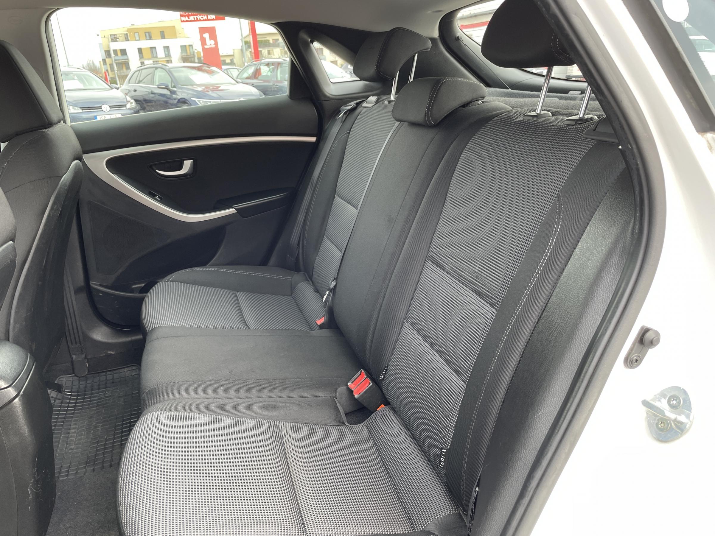 Hyundai i30, 2013 - pohled č. 10