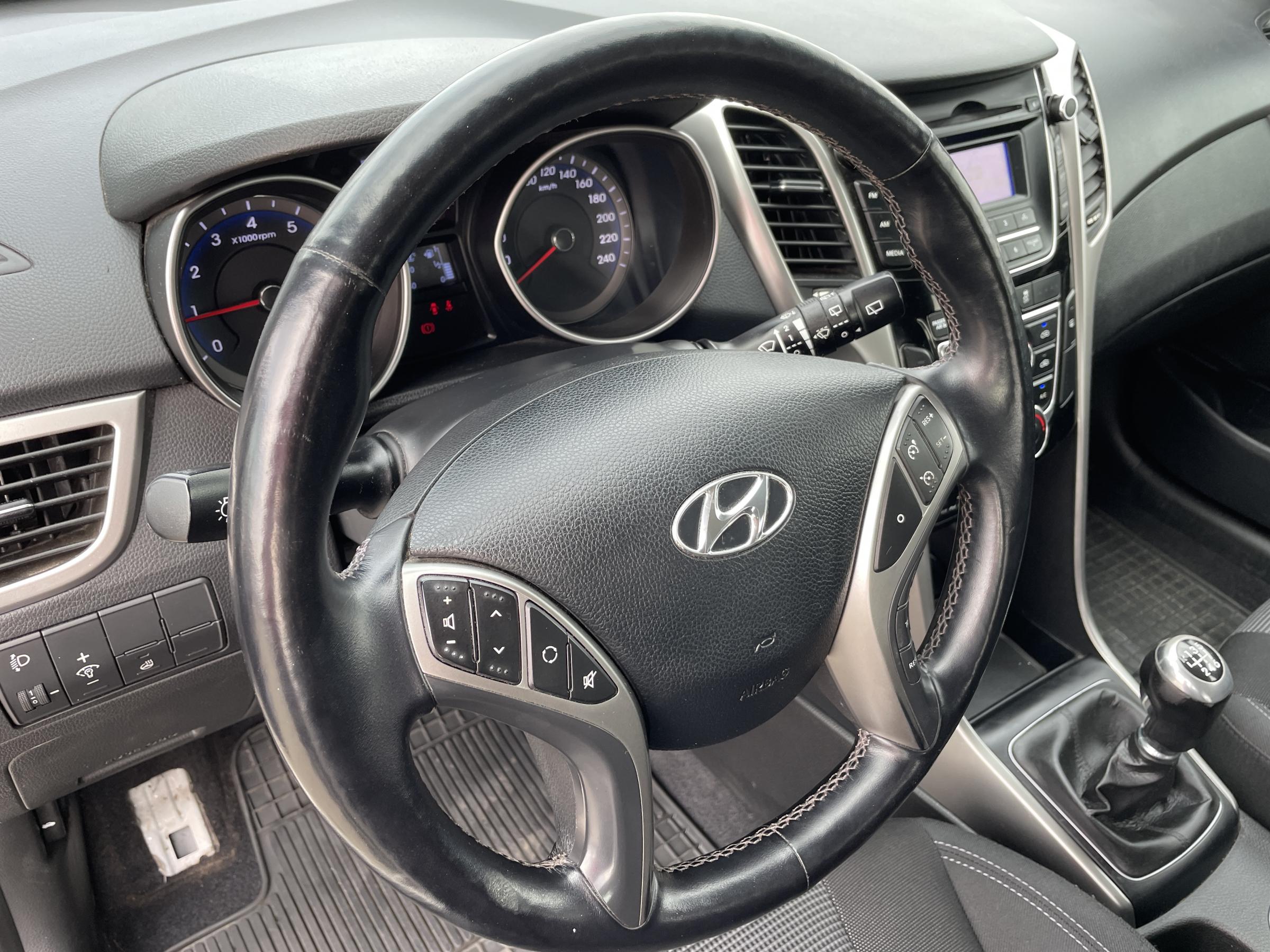 Hyundai i30, 2013 - pohled č. 11