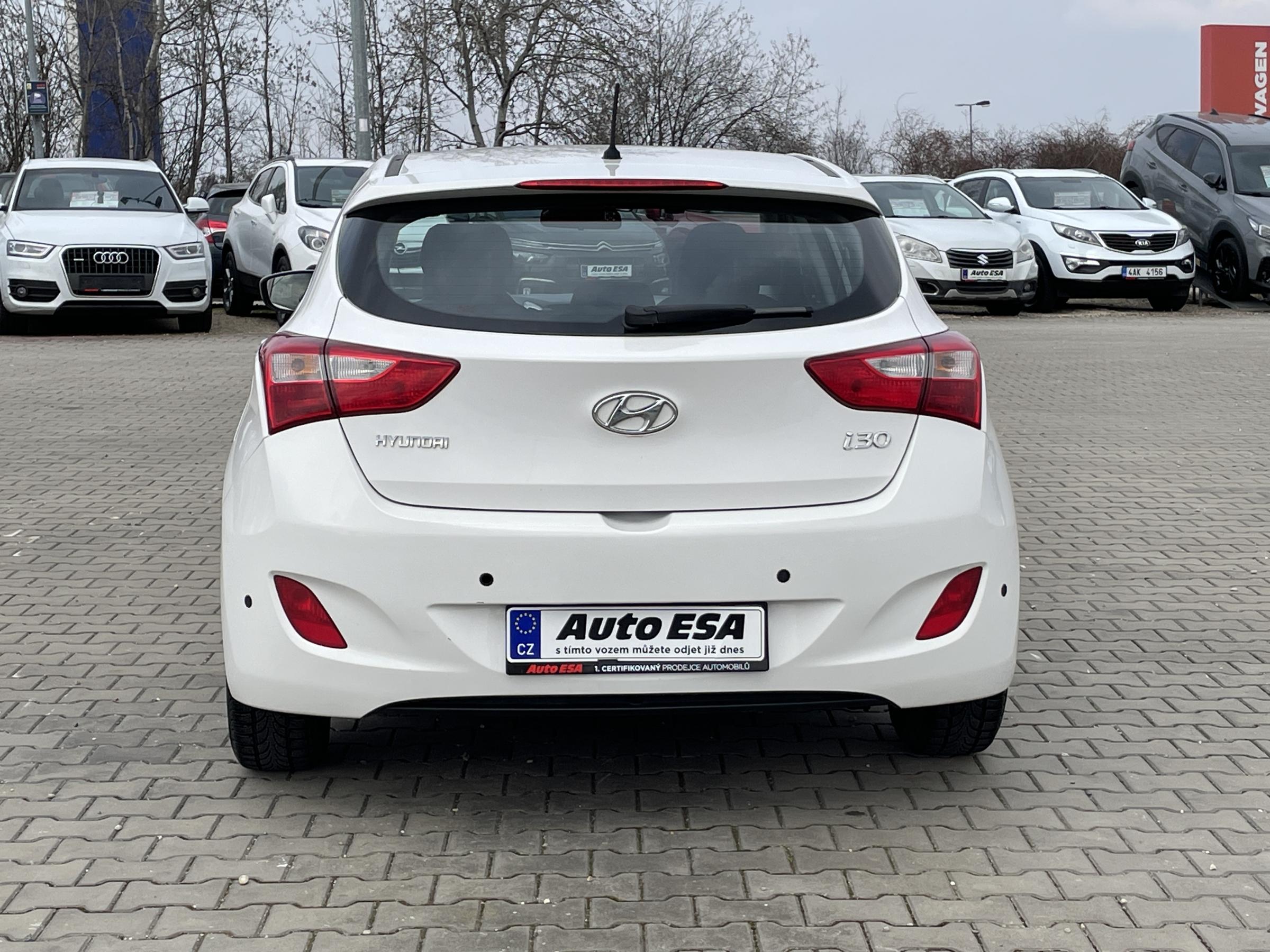 Hyundai i30, 2013 - pohled č. 5