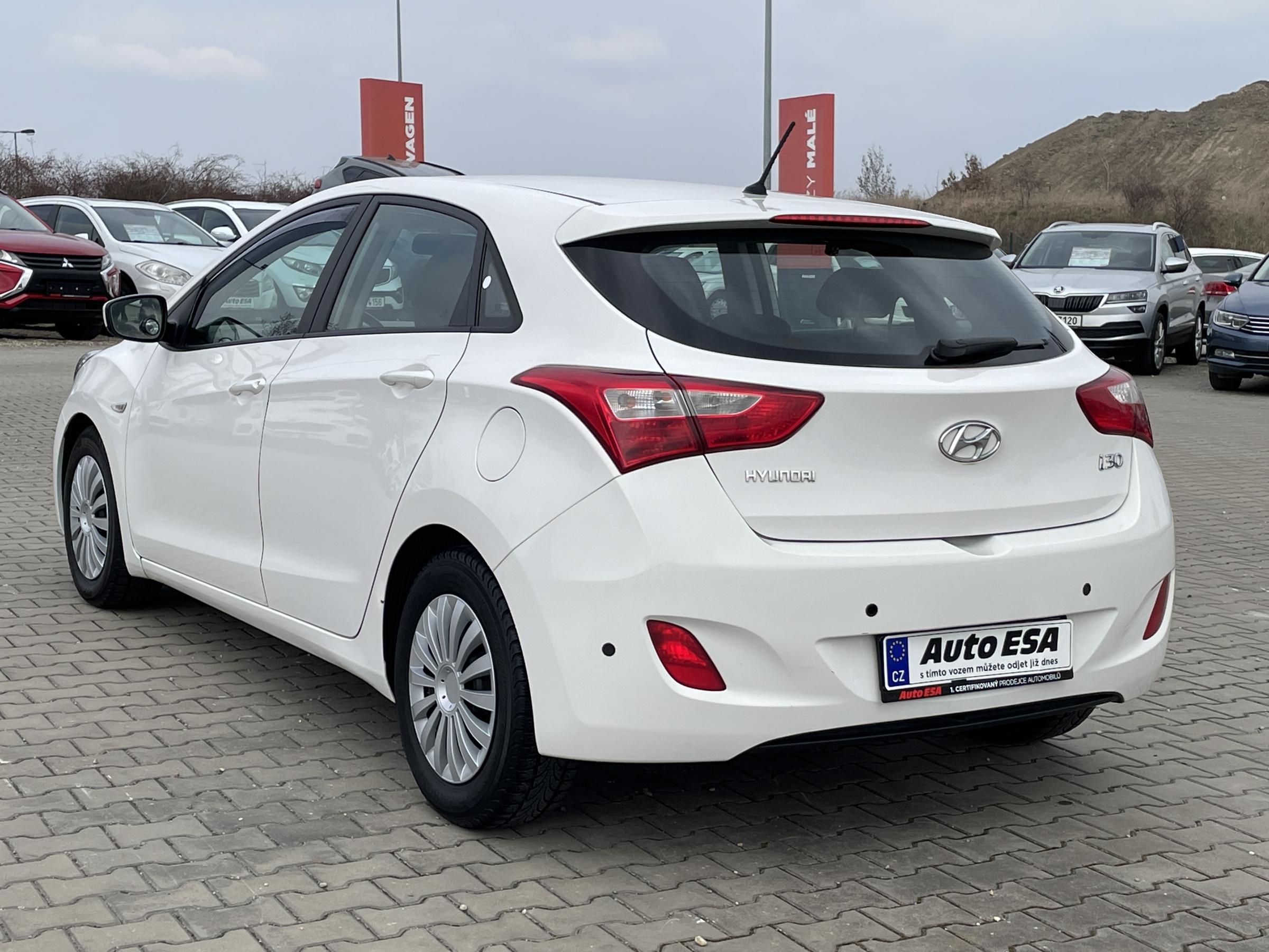 Hyundai i30, 2013 - pohled č. 6