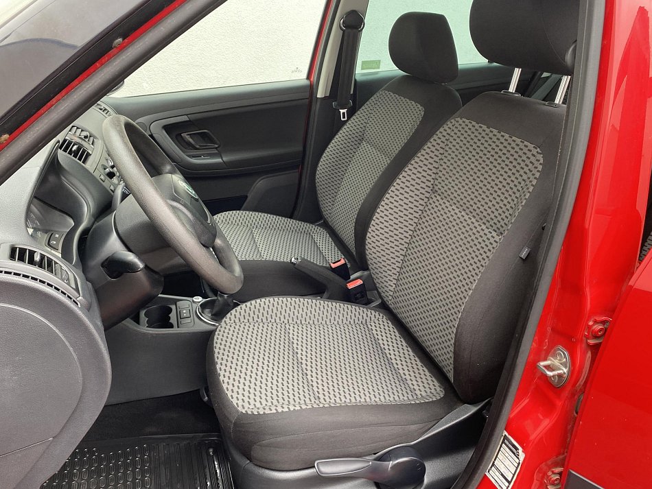 Škoda Fabia II 1.2 TSI Ambiente