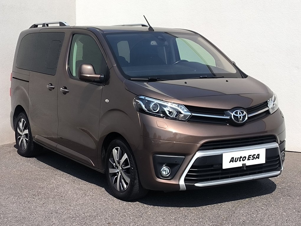 Toyota ProAce Verso 2.0D-4D VIP L3