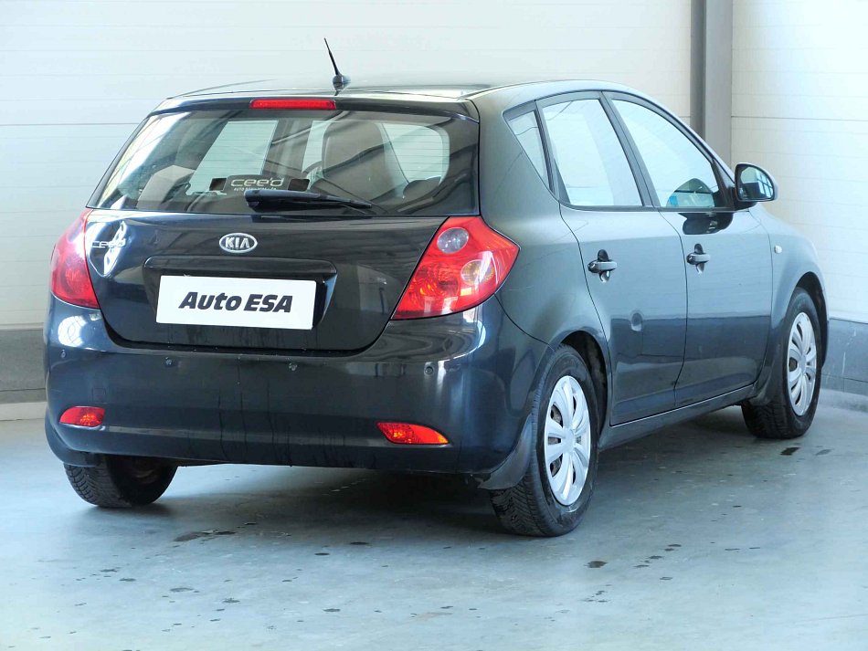 Kia Ceed 1.4CVVT 
