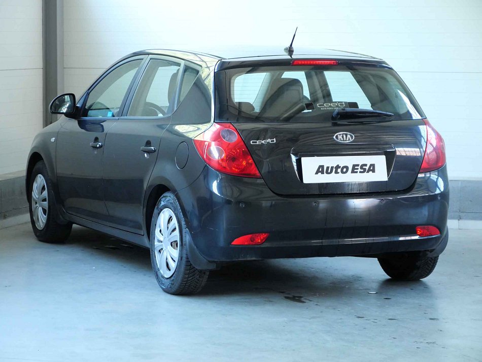 Kia Ceed 1.4CVVT 