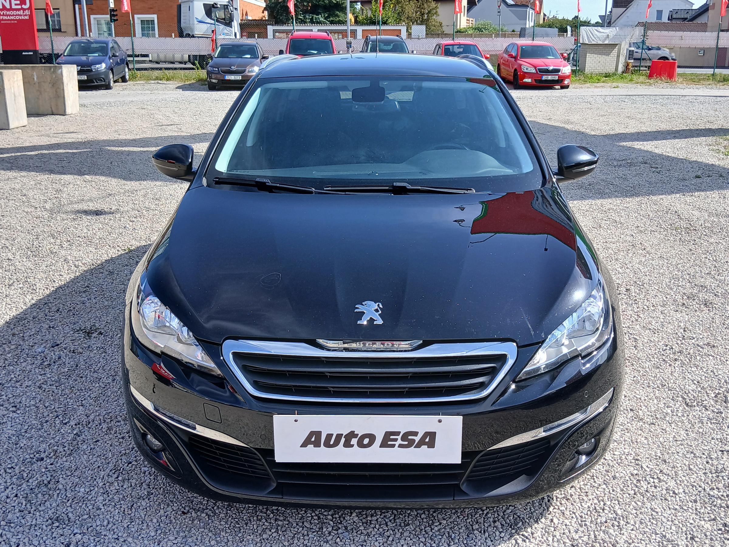 Peugeot 308, 2015 - pohled č. 2