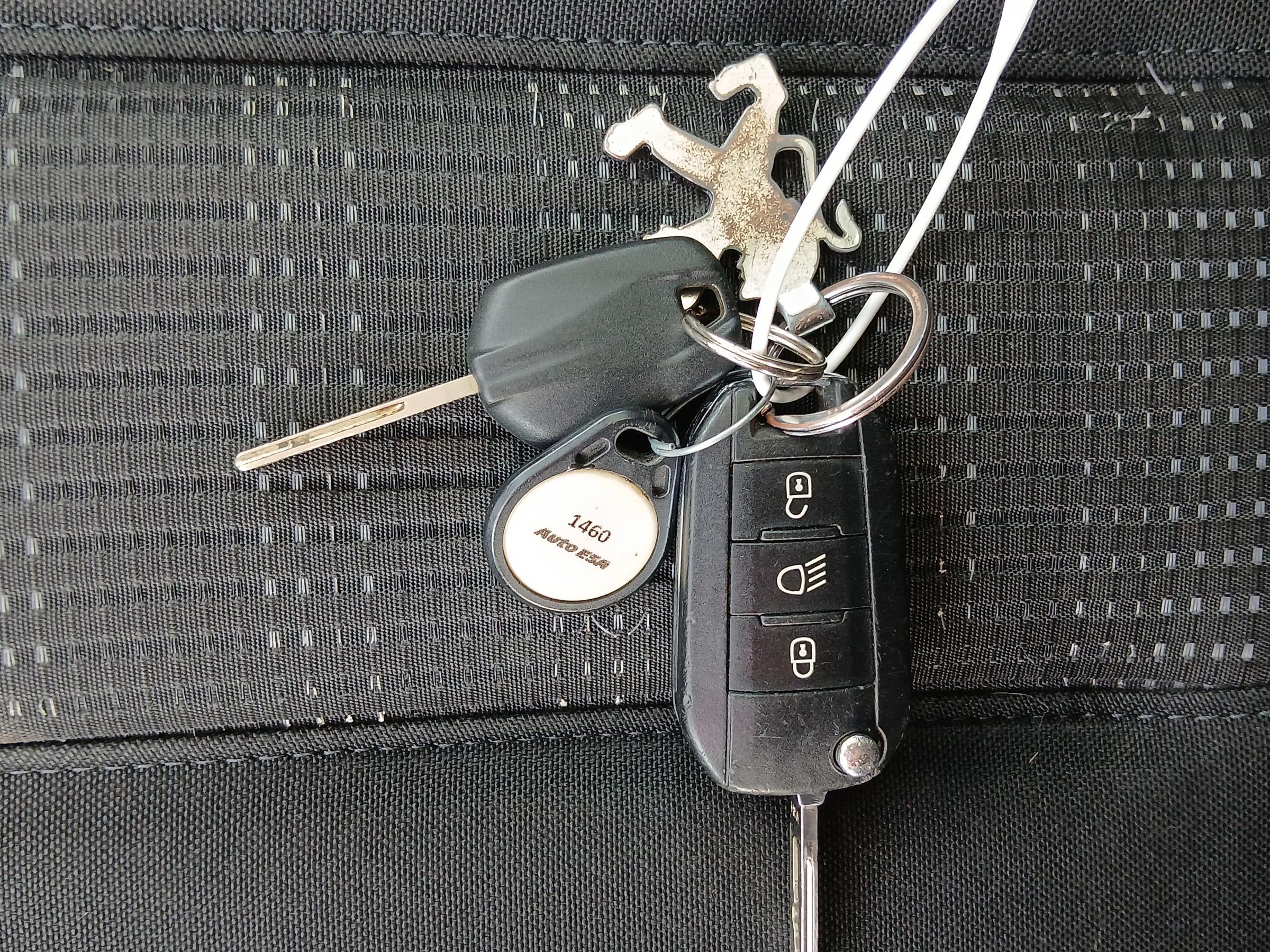 Peugeot 308, 2015 - pohled č. 25