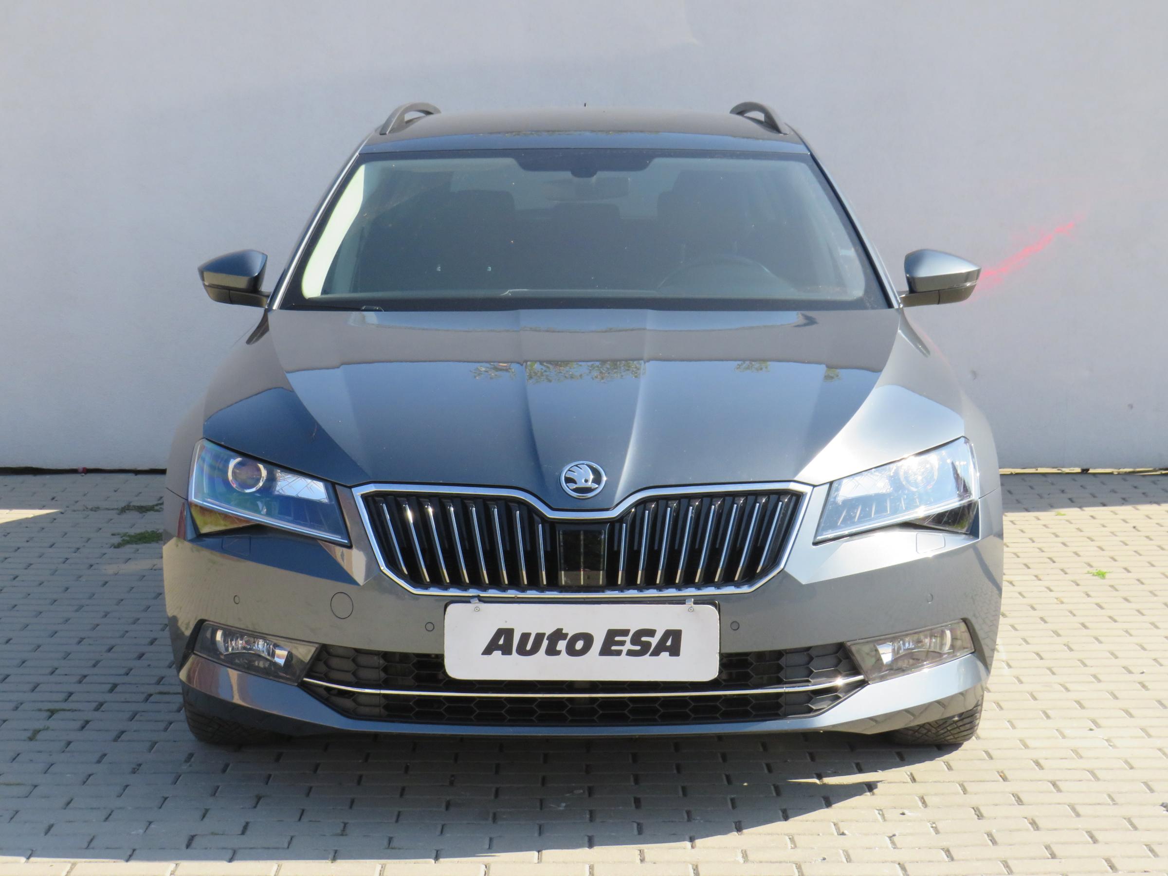 Škoda Superb III, 2018 - pohled č. 2