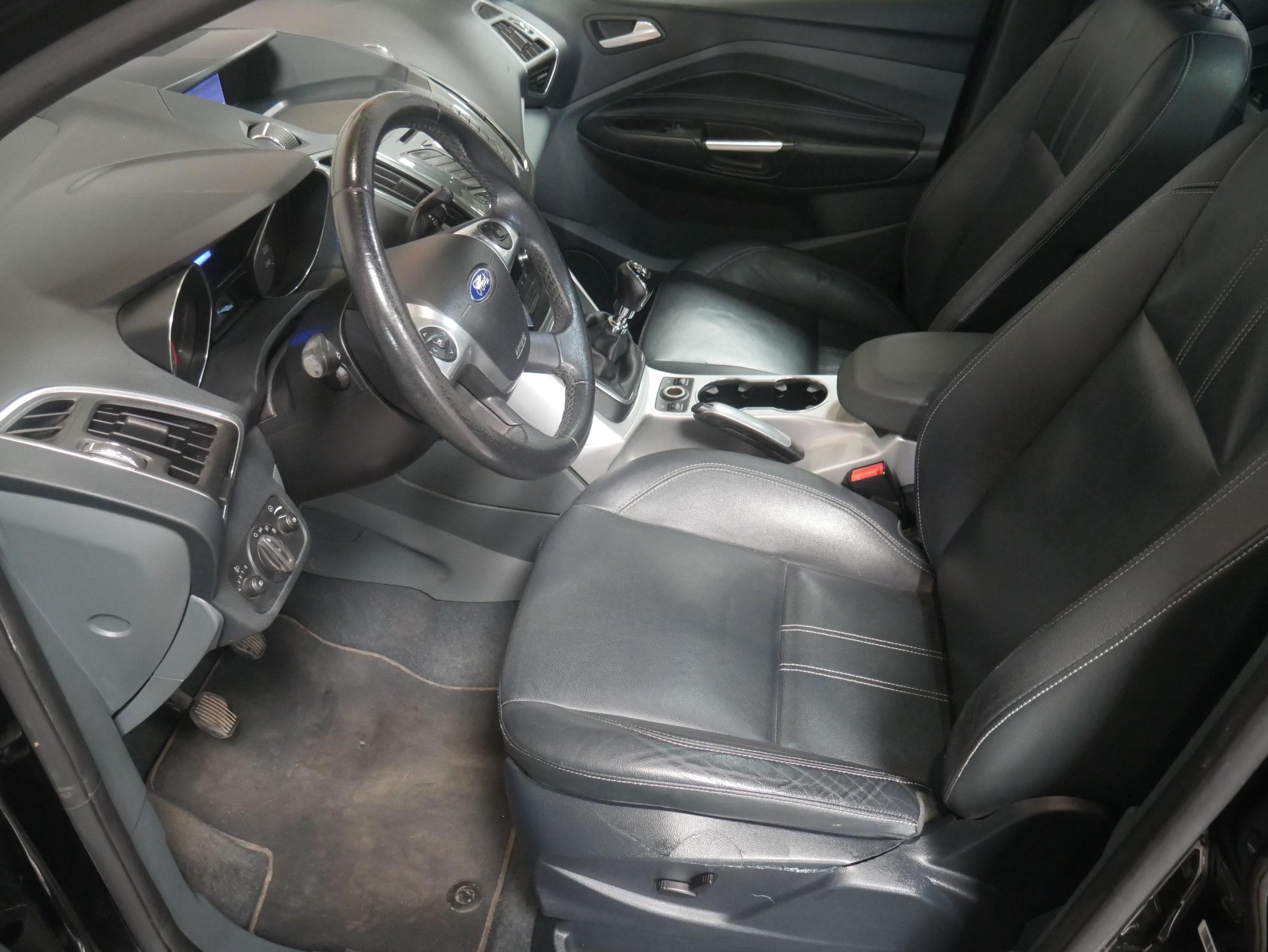 Ford C-MAX, 2011 - pohled č. 10