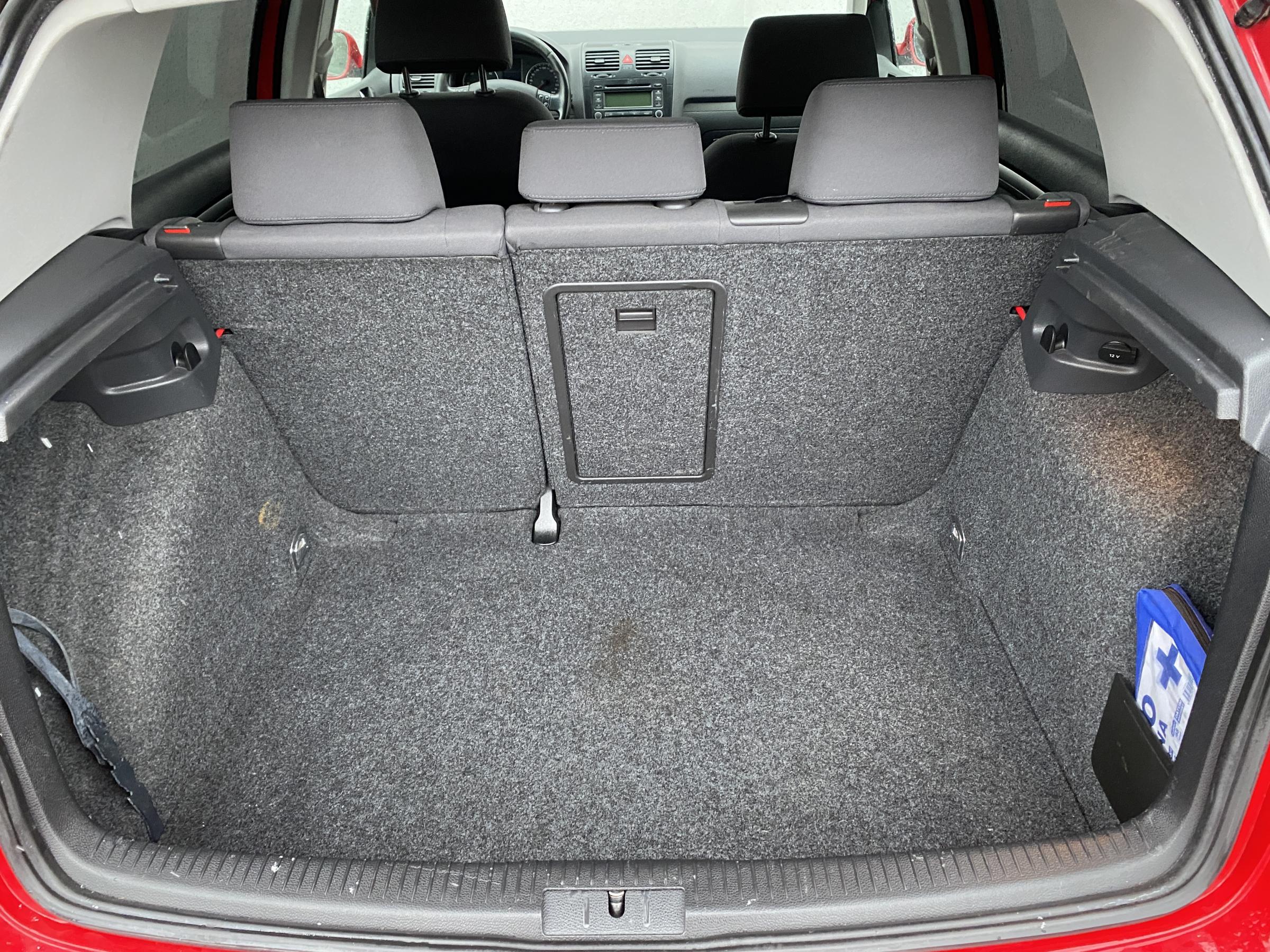 Volkswagen Golf, 2005 - pohled č. 7