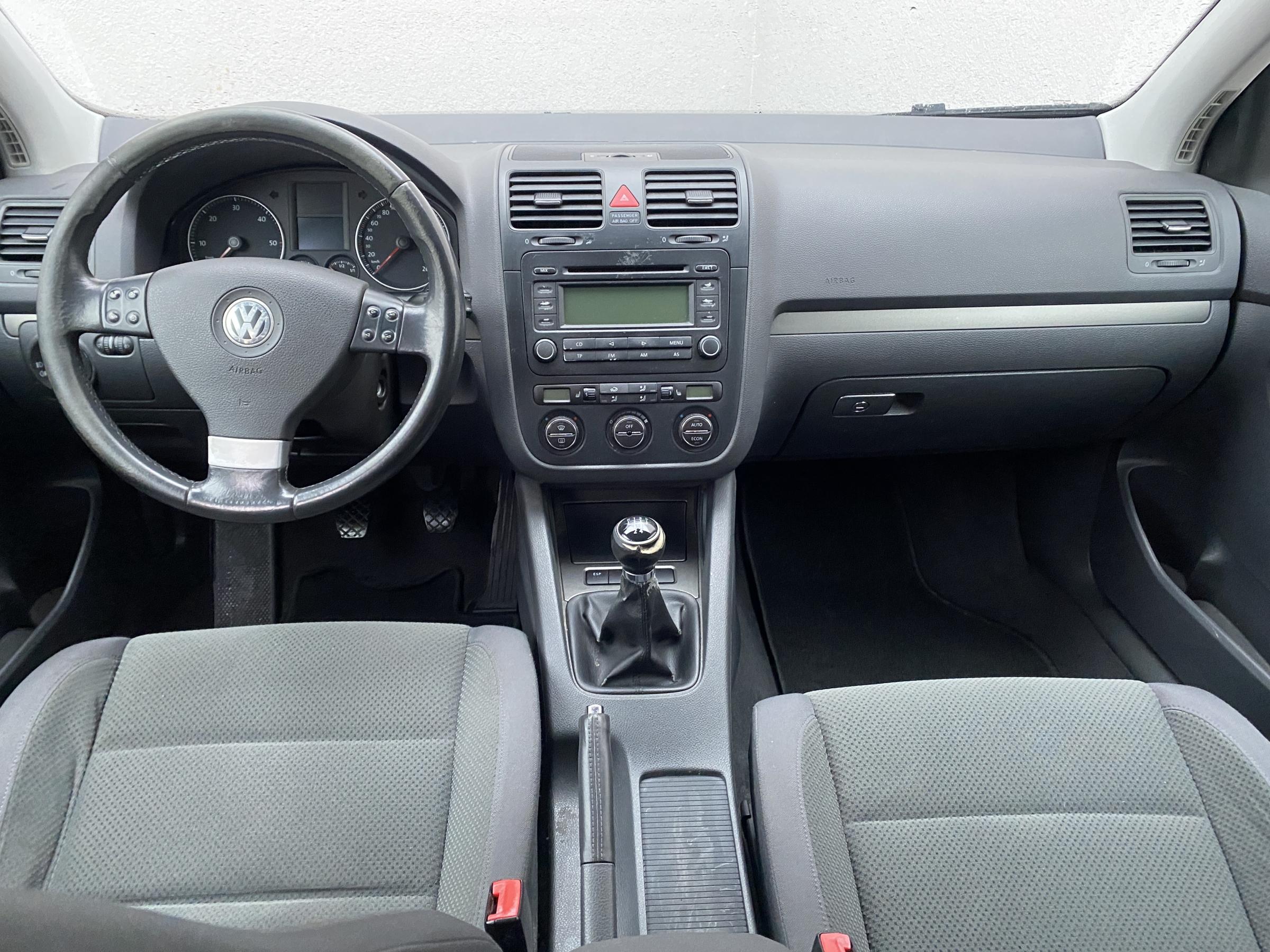 Volkswagen Golf, 2005 - pohled č. 8