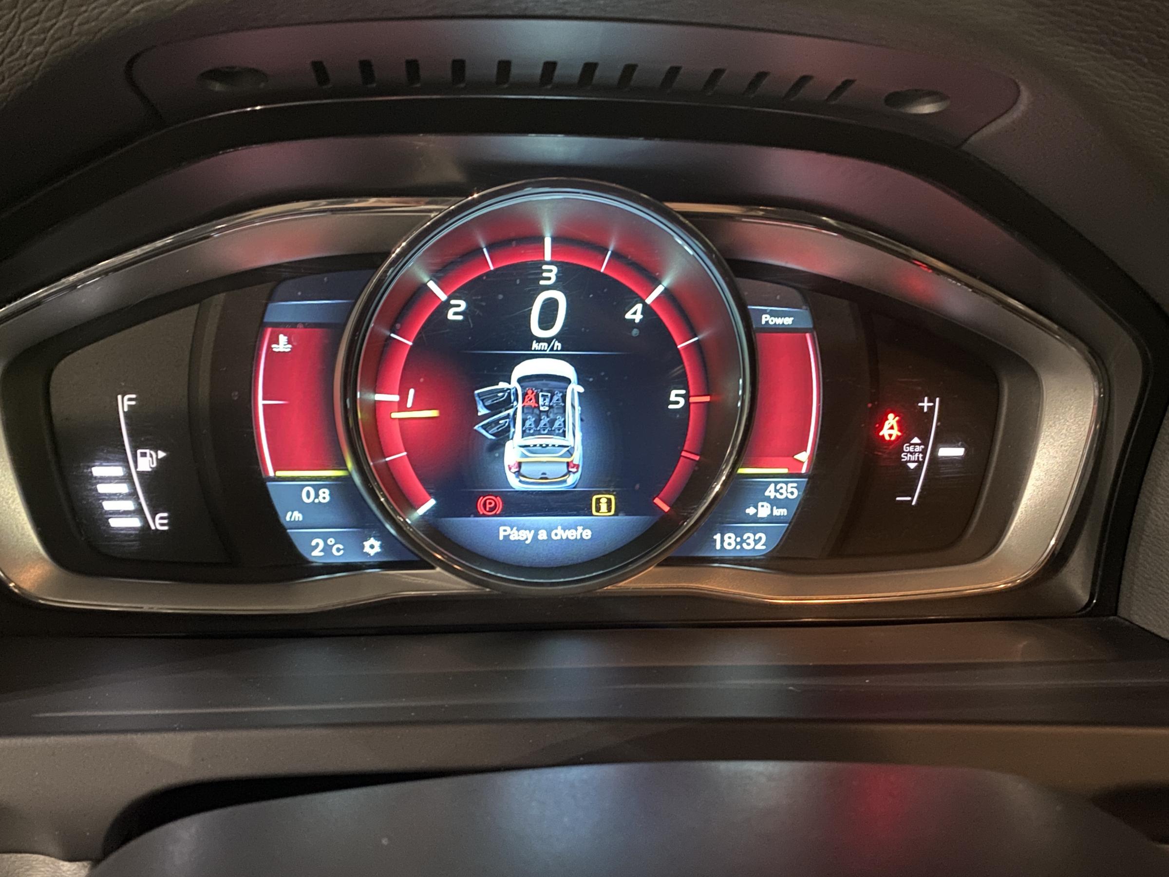 Volvo V60, 2013 - pohled č. 17