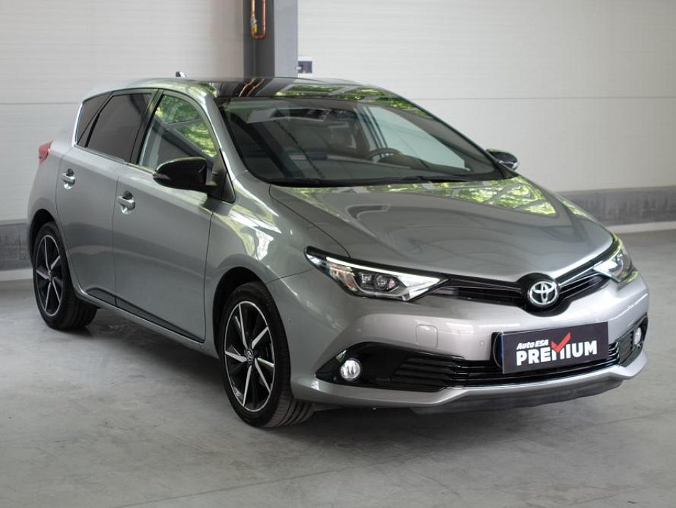 Toyota Auris 1.2 i Comfort