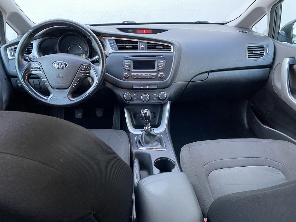 Kia Ceed 1.6GDi 
