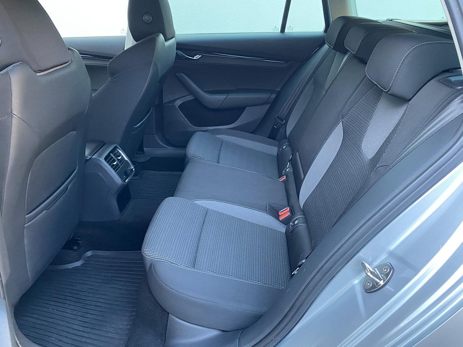 Škoda Octavia IV 2.0 TDi Ambition