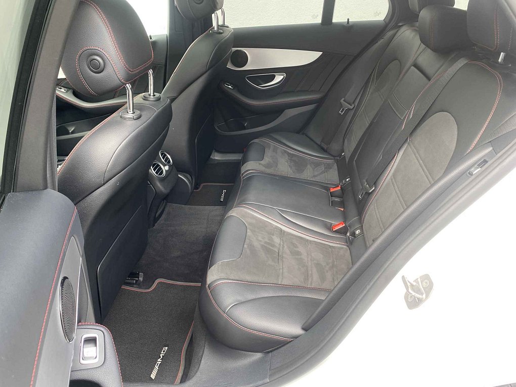 Mercedes-Benz Třída C 3.0 Biturbo AMG C450 4Matic