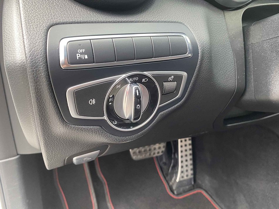 Mercedes-Benz Třída C 3.0 Biturbo AMG C450 4Matic