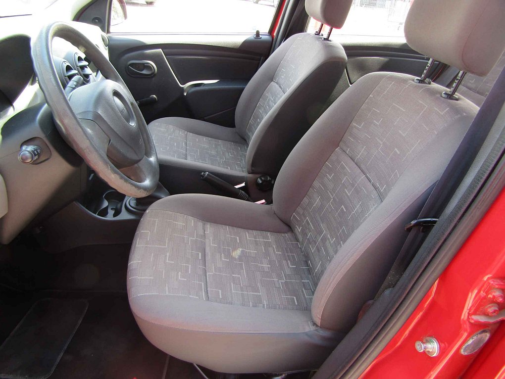 Dacia Logan 1.2i 
