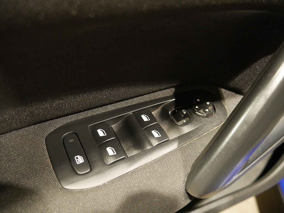 Peugeot 308 1.2 THP 