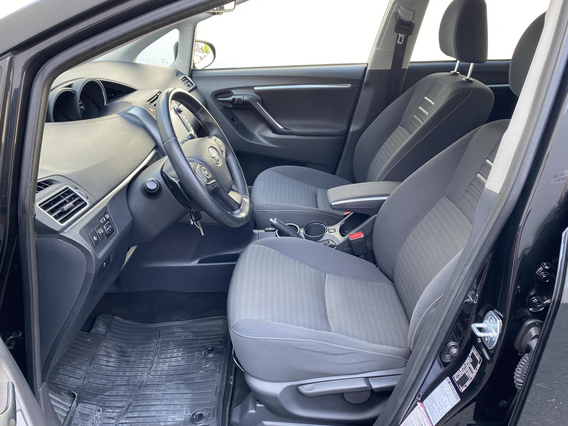 Toyota Verso, 2016 - pohled č. 13