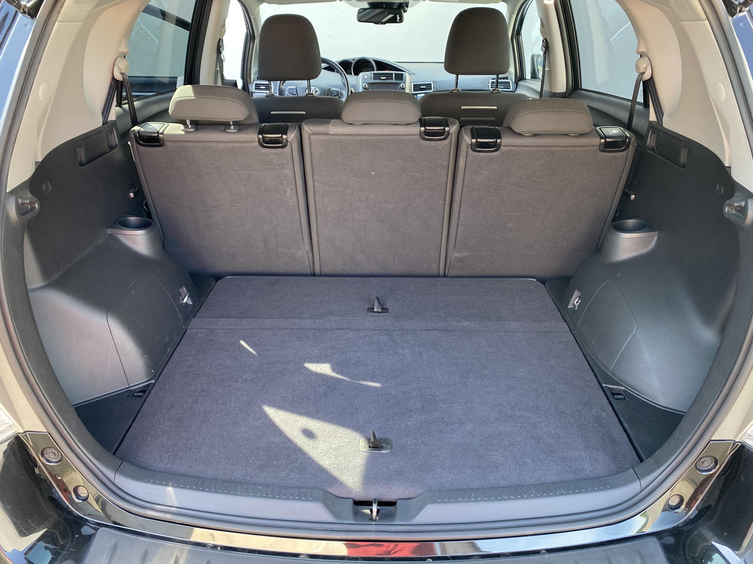 Toyota Verso, 2016 - pohled č. 8