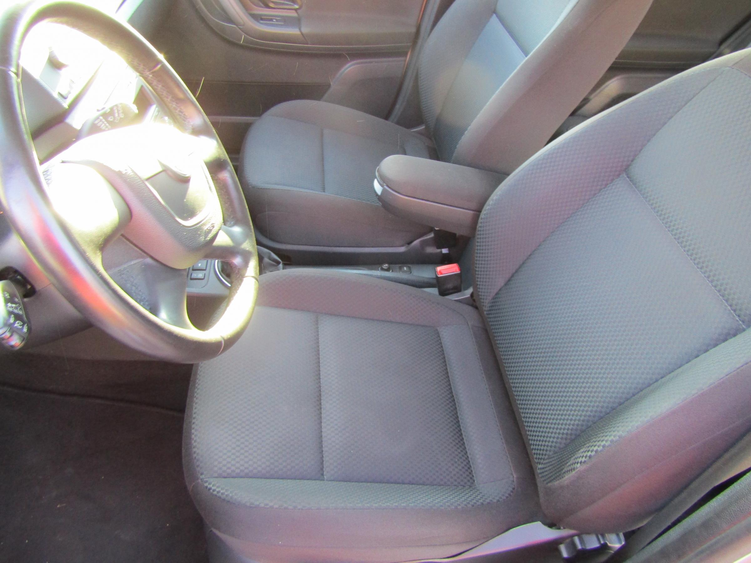 Škoda Fabia II, 2011 - pohled č. 9