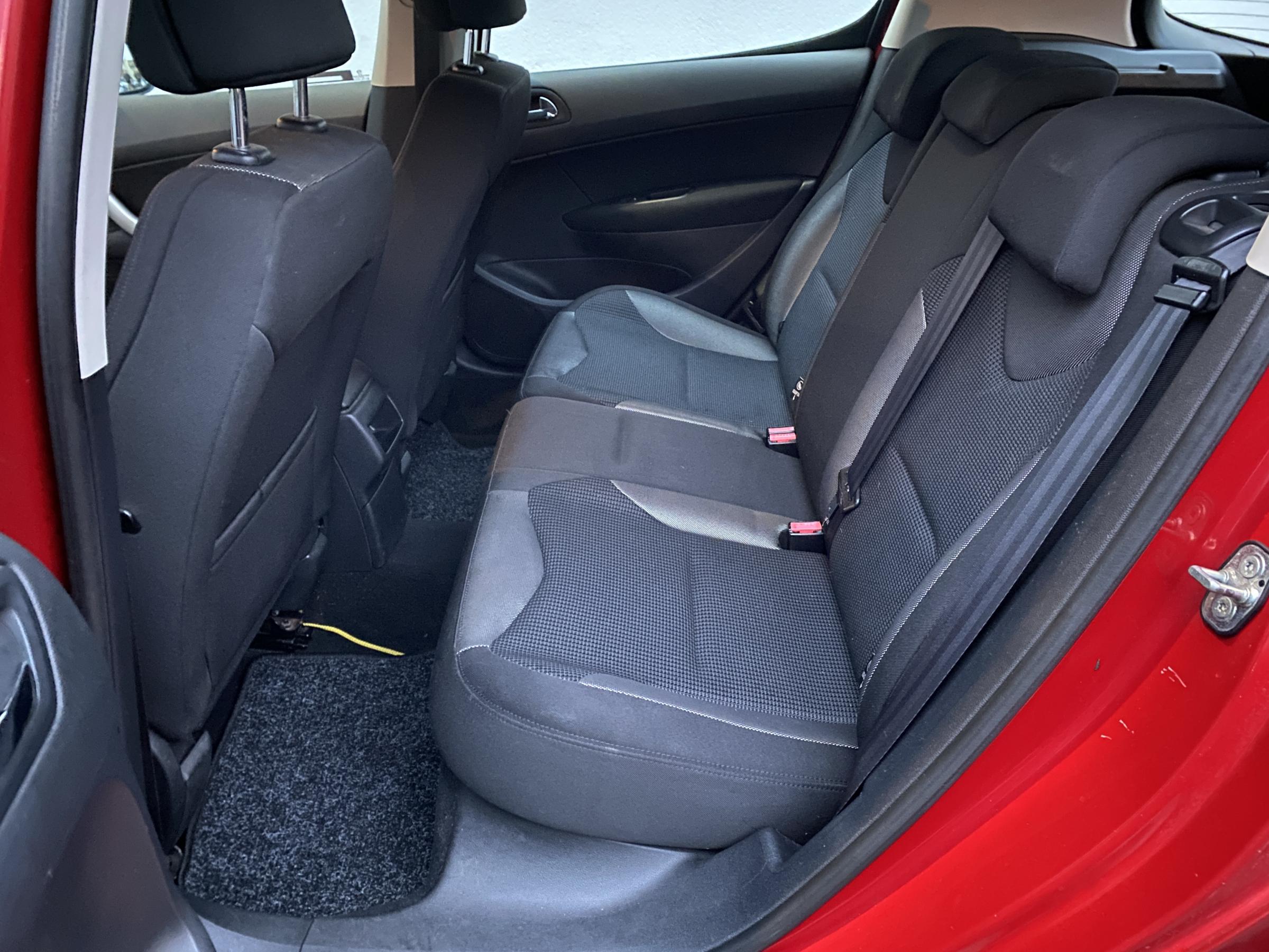 Peugeot 308, 2008 - pohled č. 10