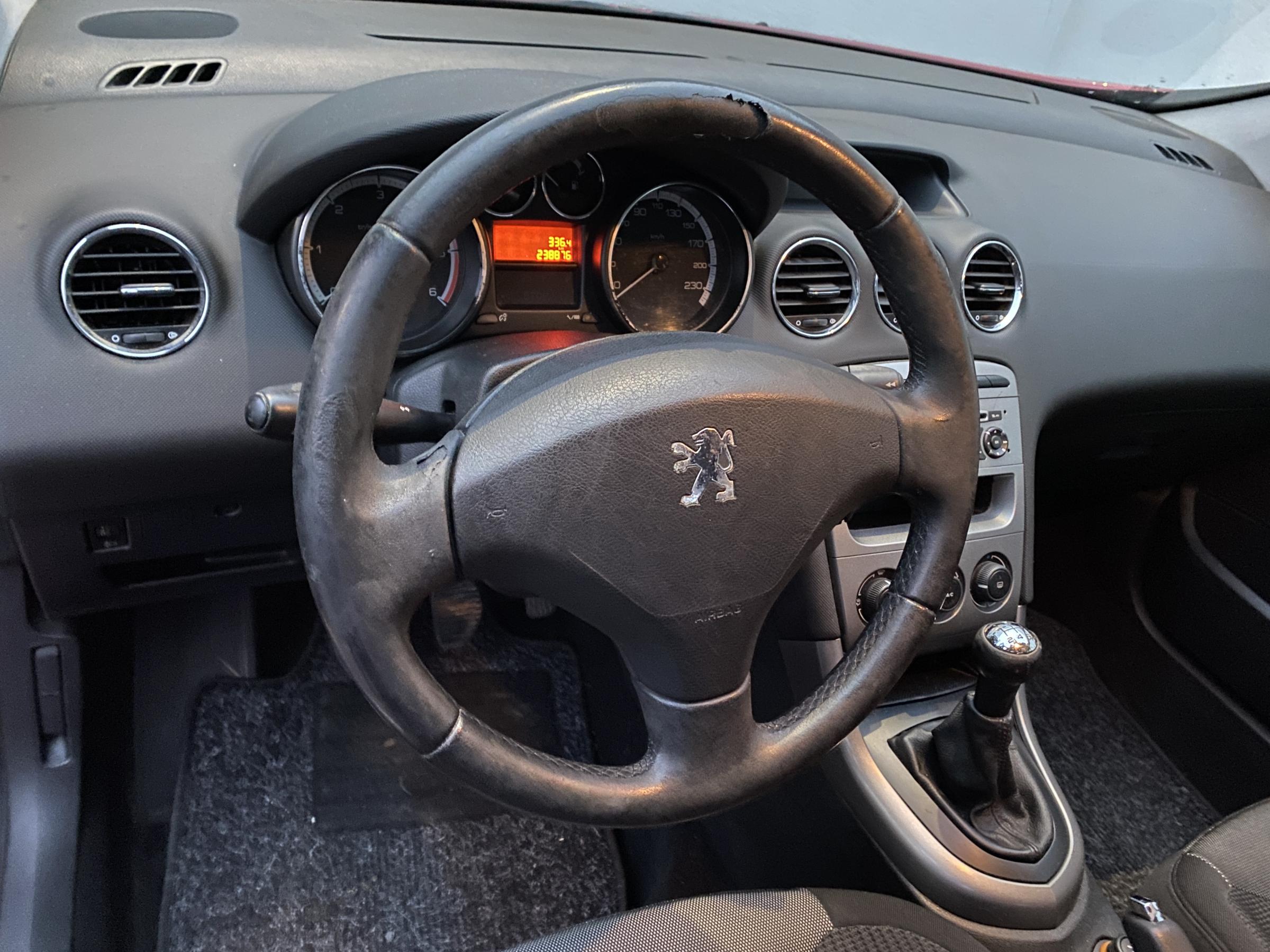 Peugeot 308, 2008 - pohled č. 12