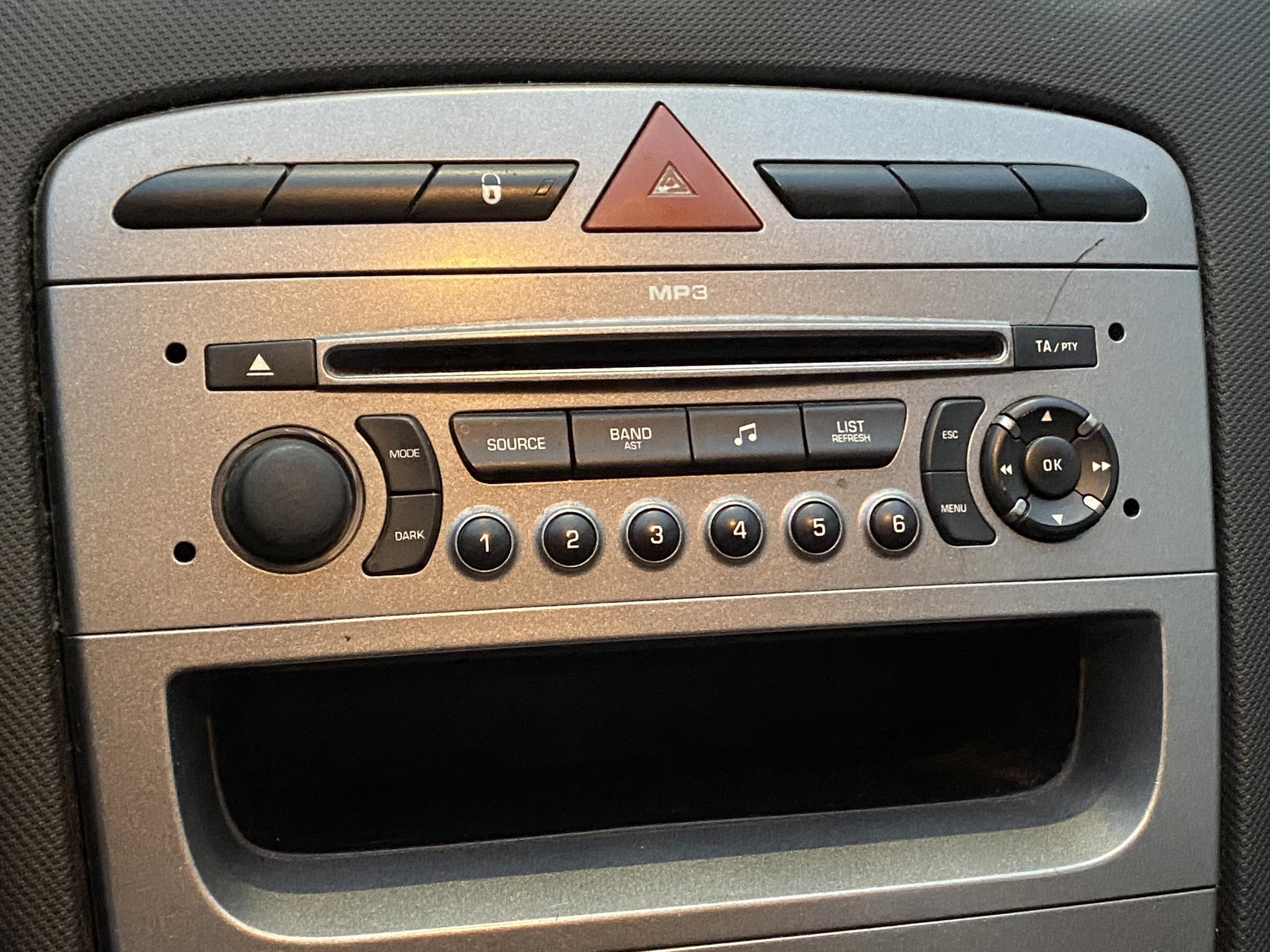 Peugeot 308, 2008 - pohled č. 14