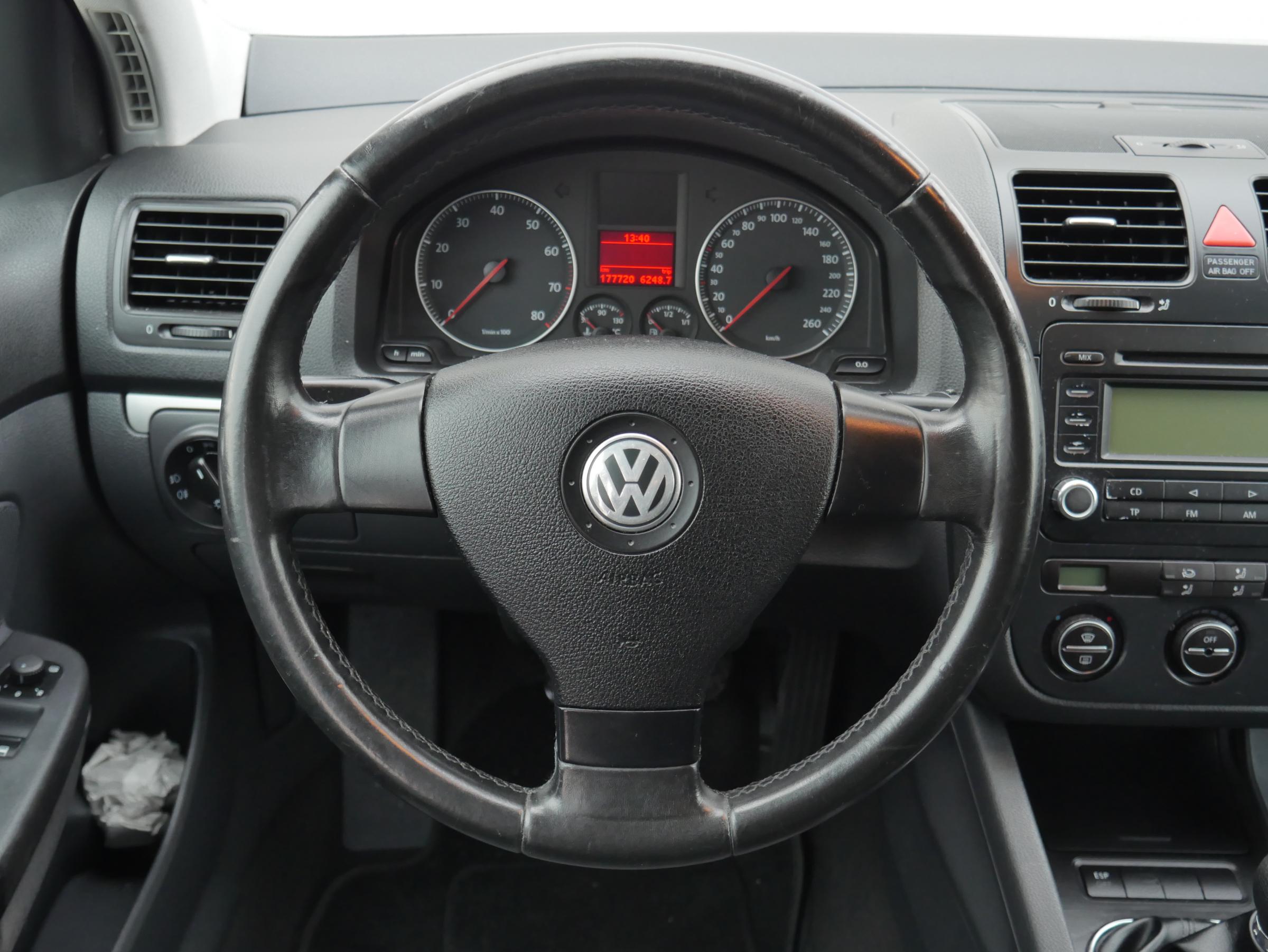 Volkswagen Golf, 2005 - pohled č. 11