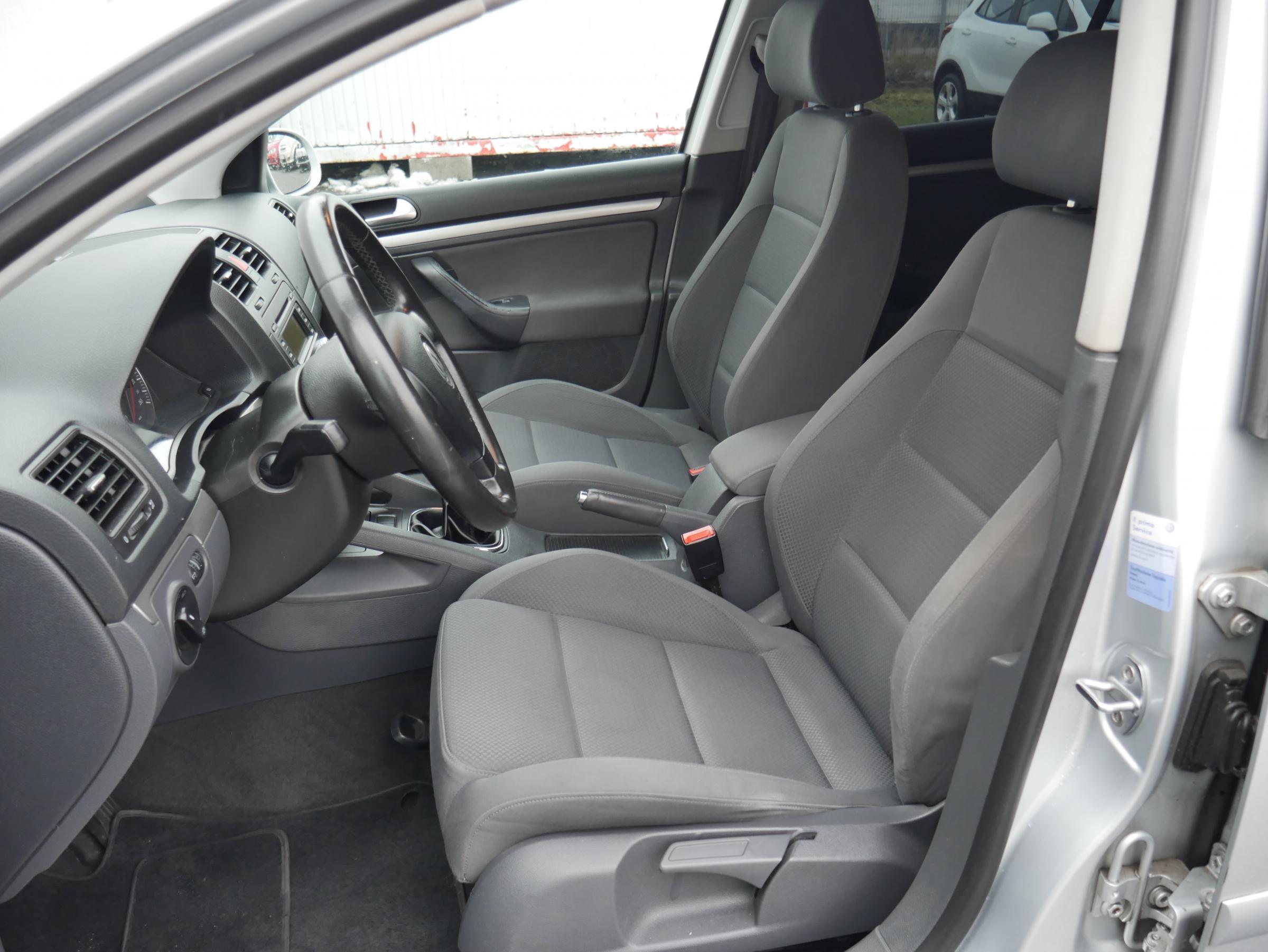 Volkswagen Golf, 2005 - pohled č. 9