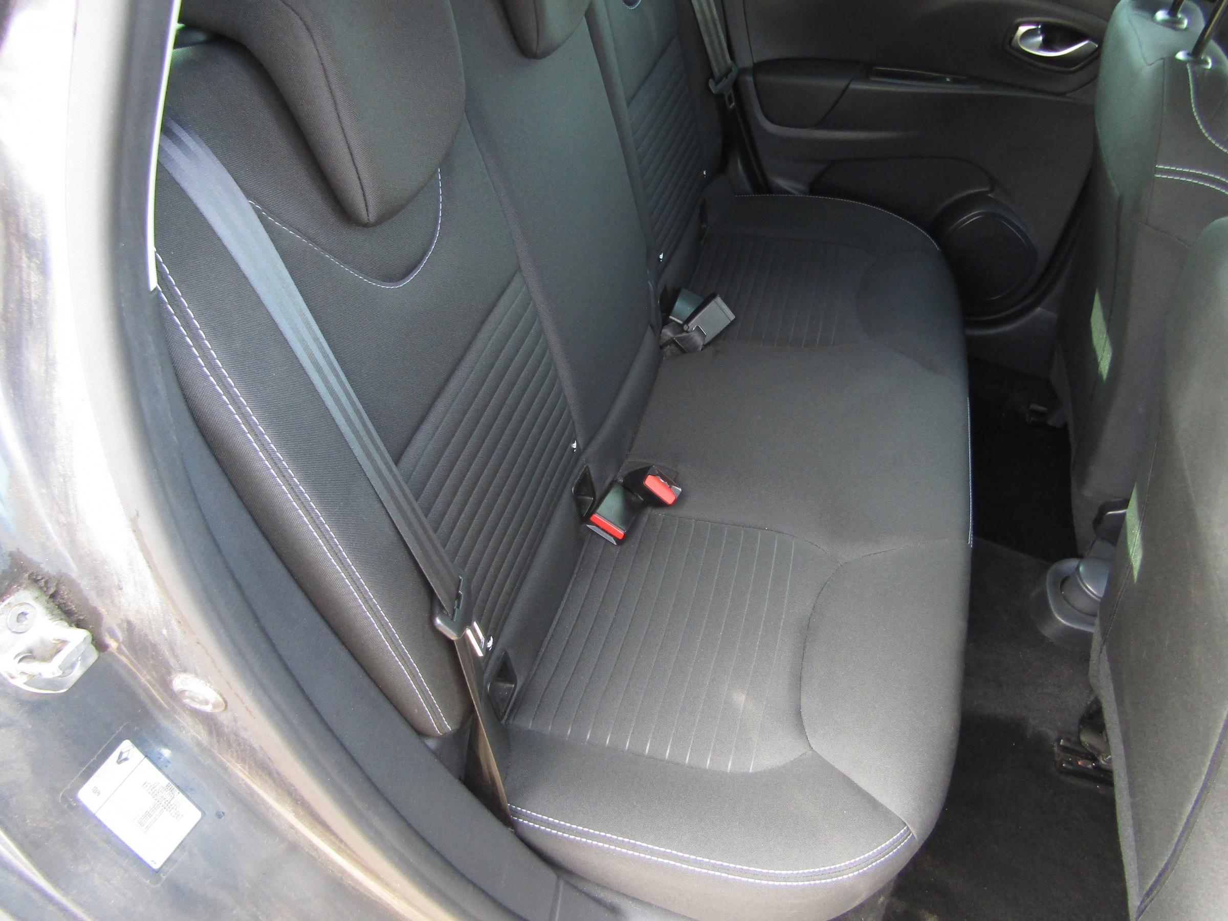 Renault Clio, 2016 - pohled č. 13