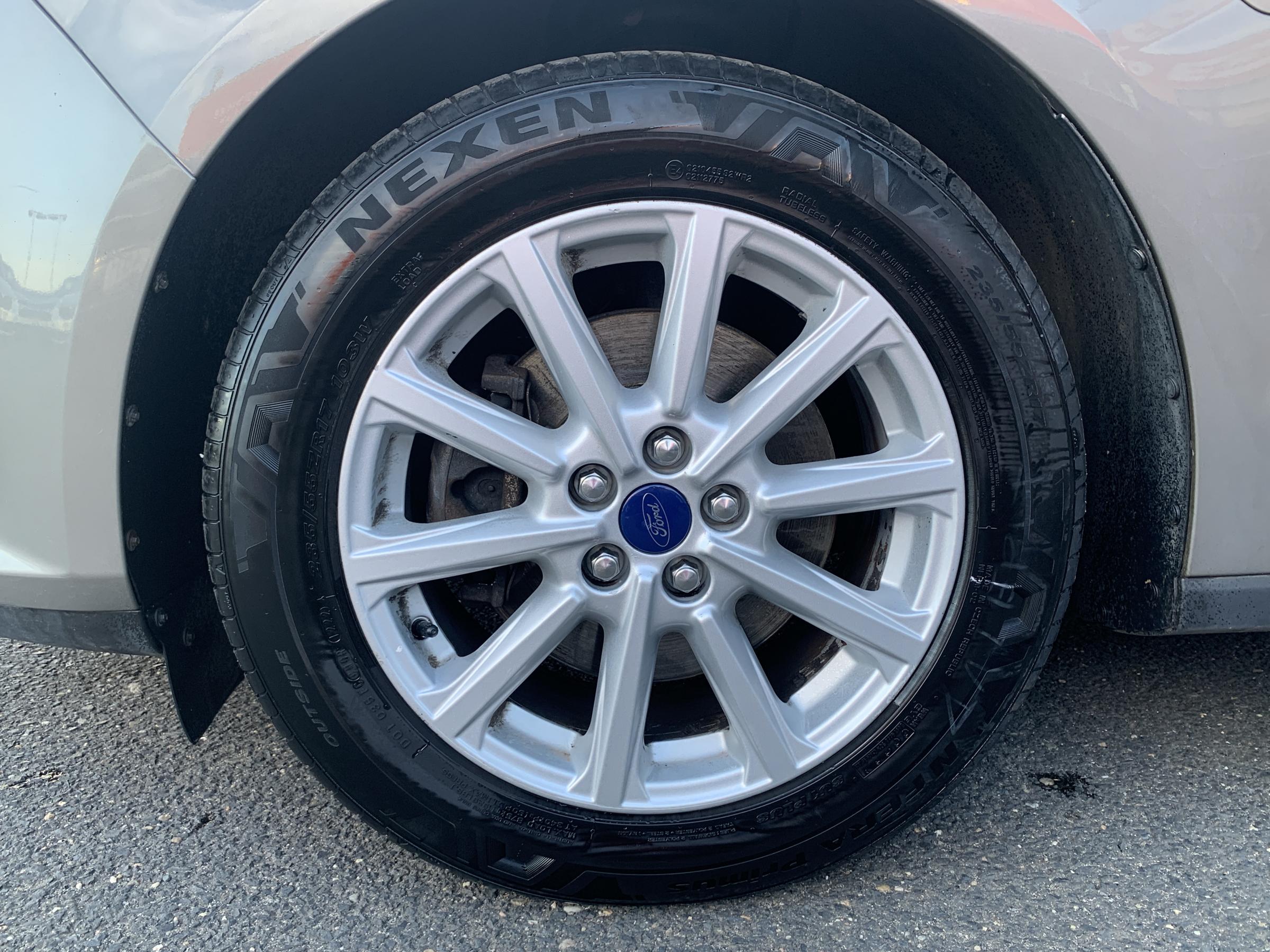 Ford S-MAX, 2018 - pohled č. 20