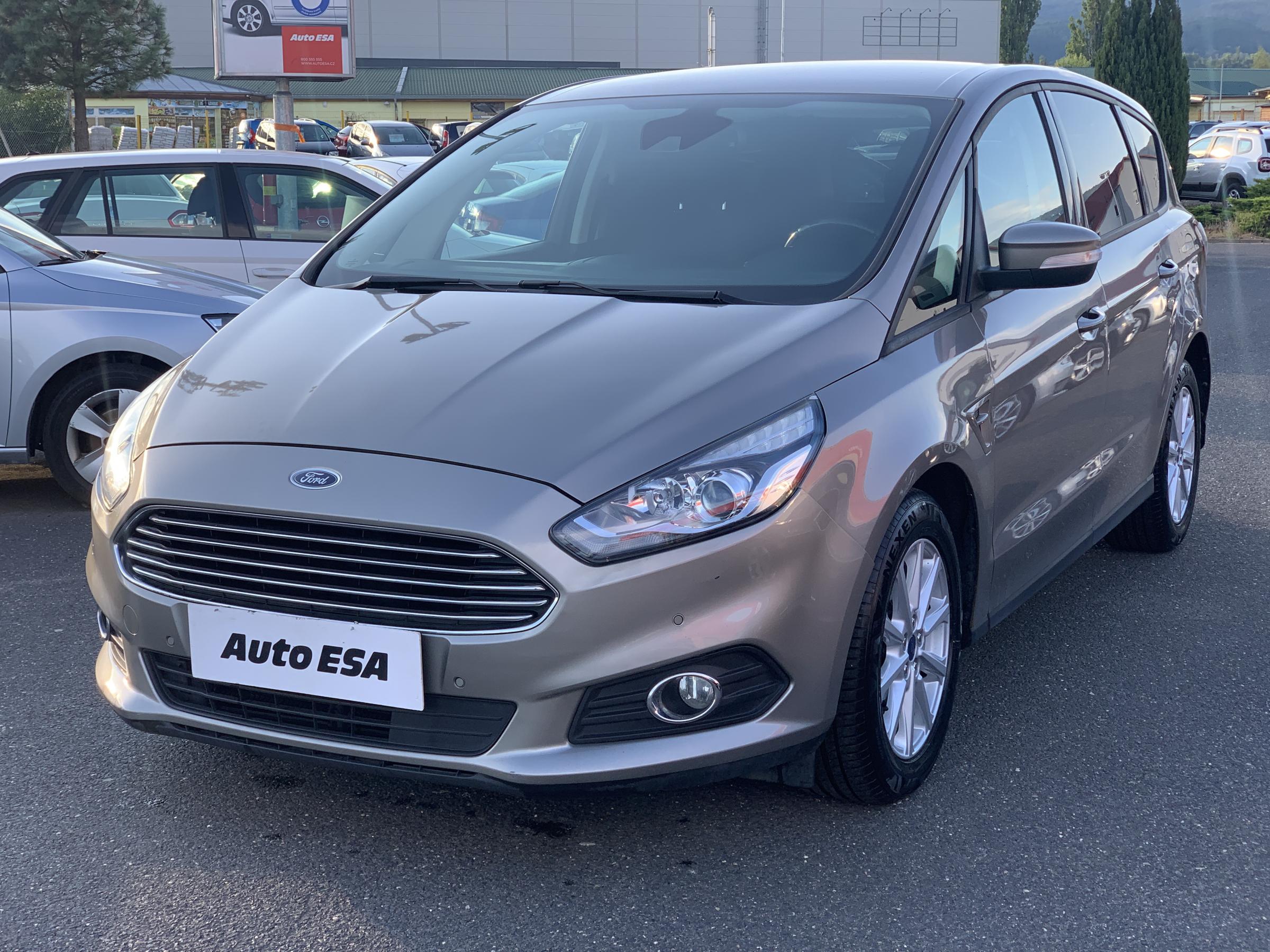 Ford S-MAX, 2018 - pohled č. 3