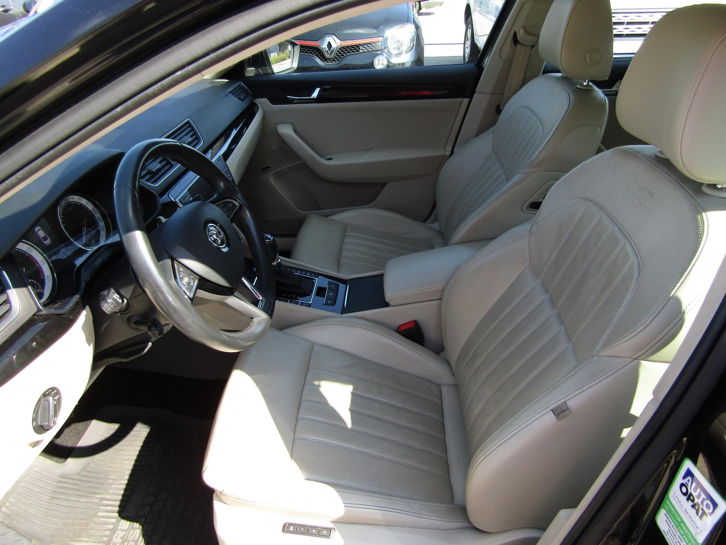 Škoda Superb III, 2016 - pohled č. 10