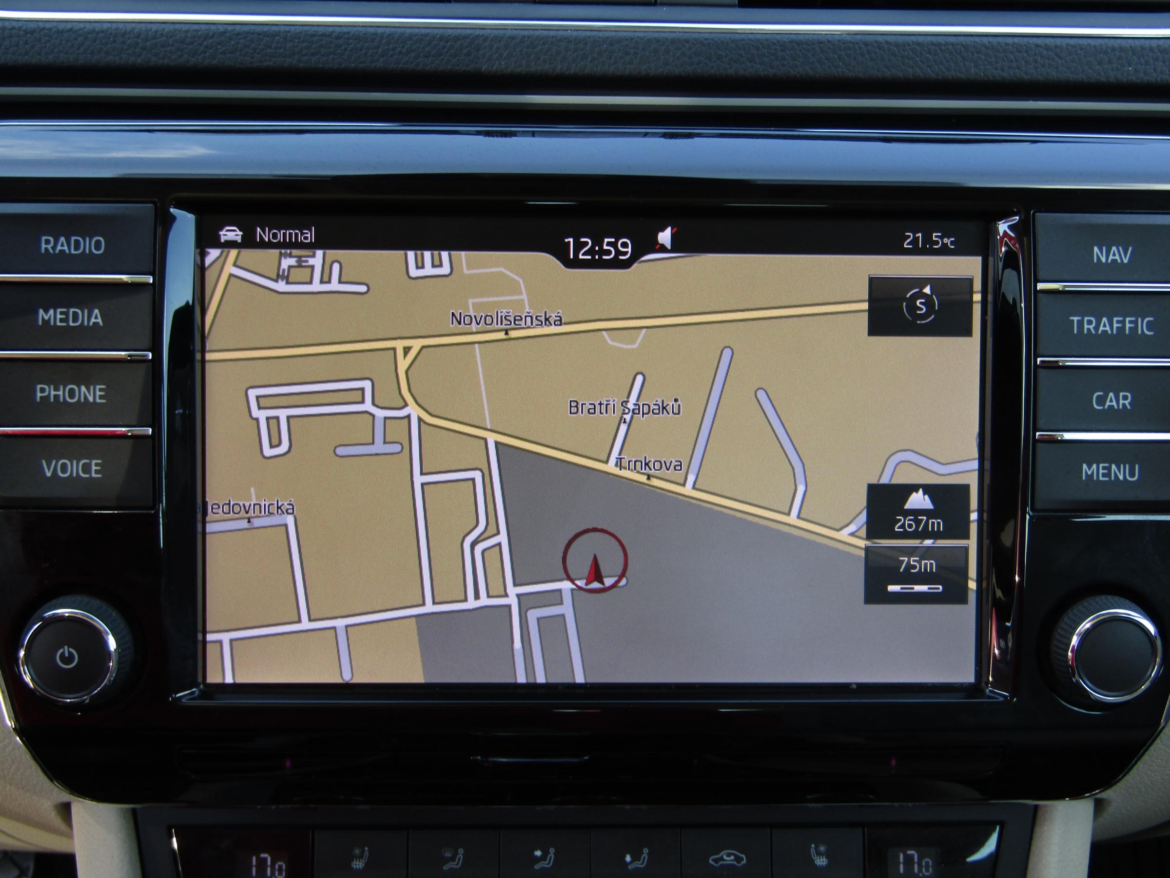 Škoda Superb III, 2016 - pohled č. 16