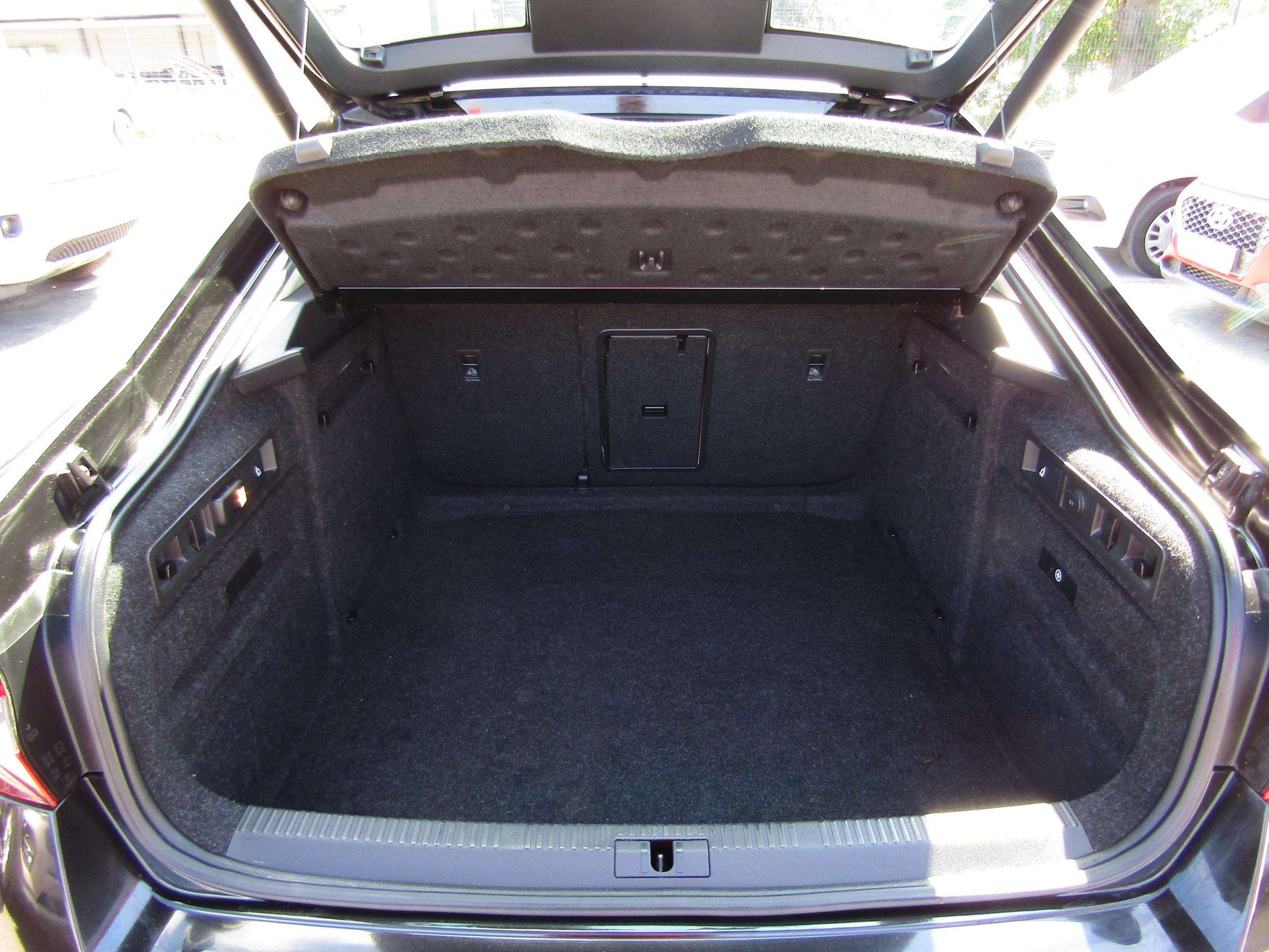 Škoda Superb III, 2016 - pohled č. 7