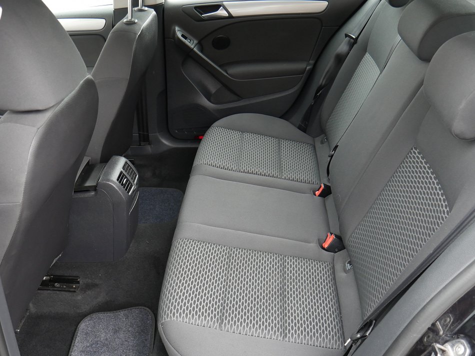Volkswagen Golf 1.4i 