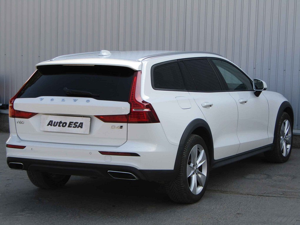 Volvo V60 2.0 D4 Cross Country 4x4