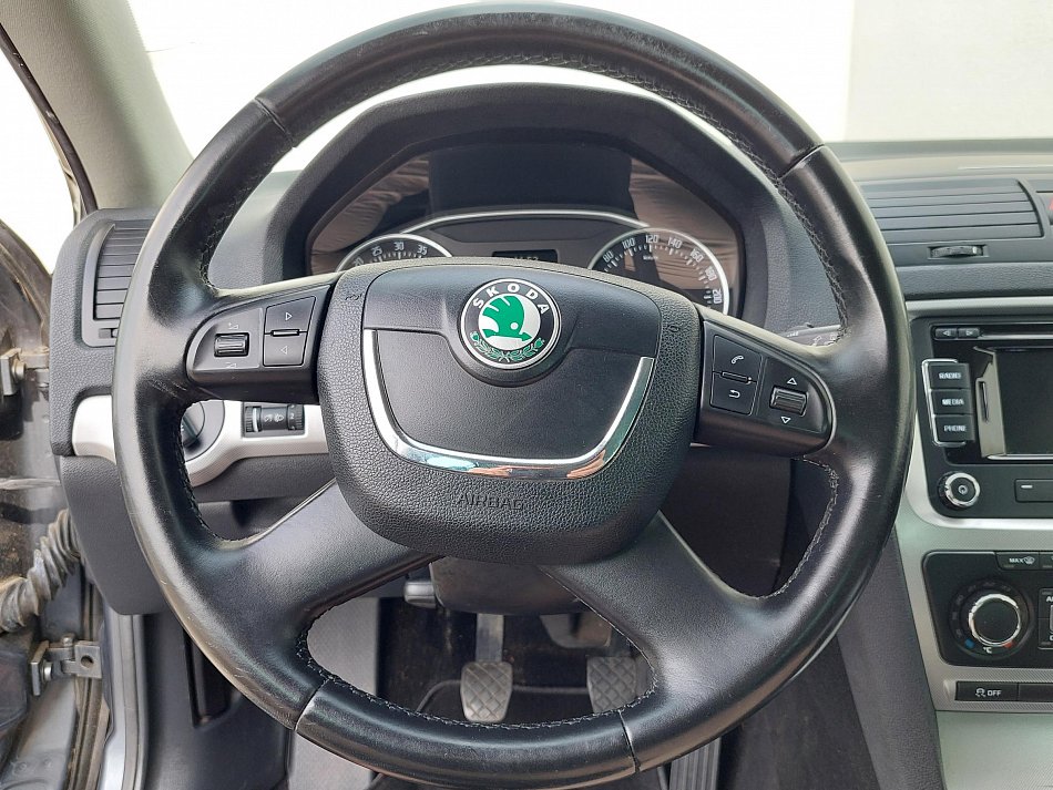 Škoda Octavia II 1.6 TDi Elegance