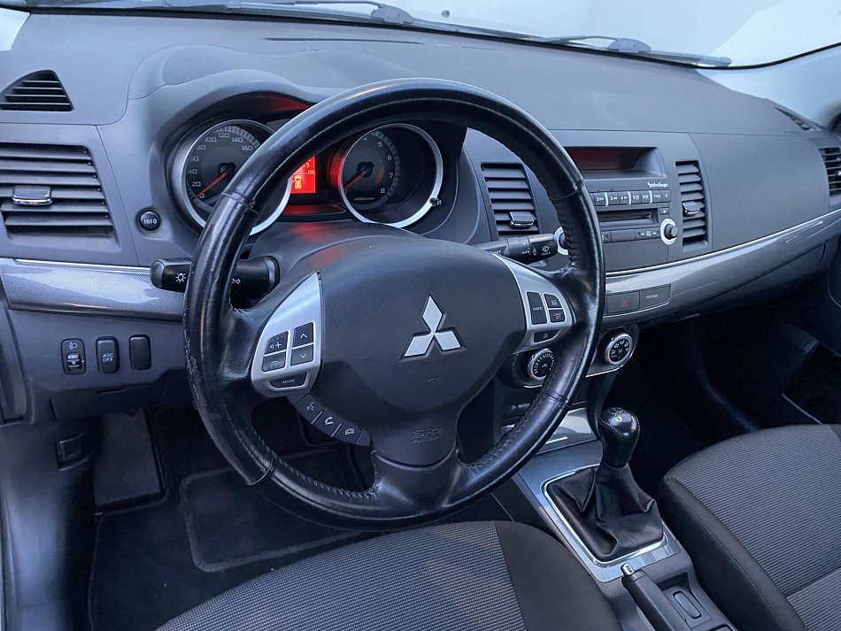 Mitsubishi Lancer 1.8 MiVEC Intense