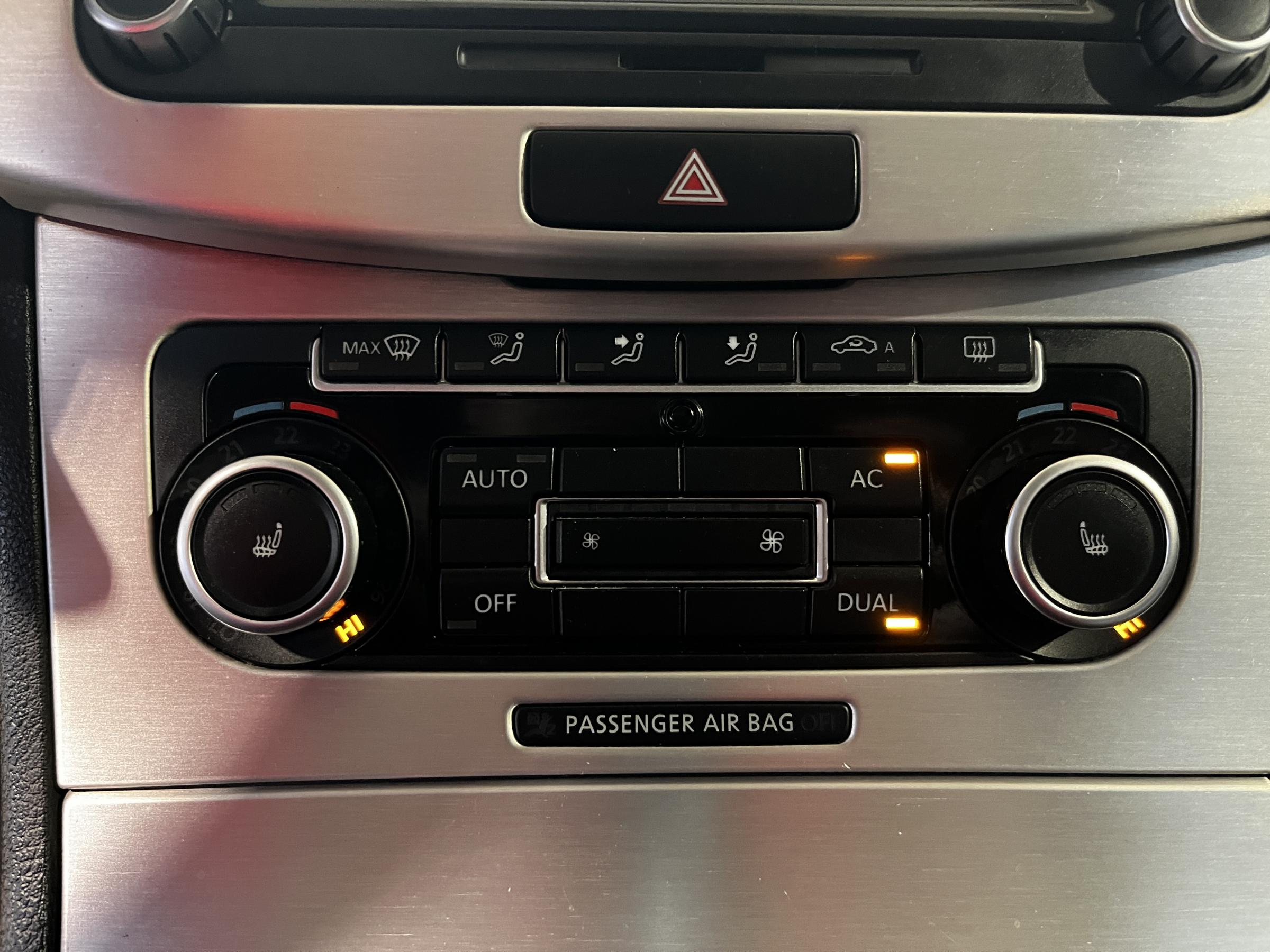 Volkswagen Passat, 2011 - pohled č. 15